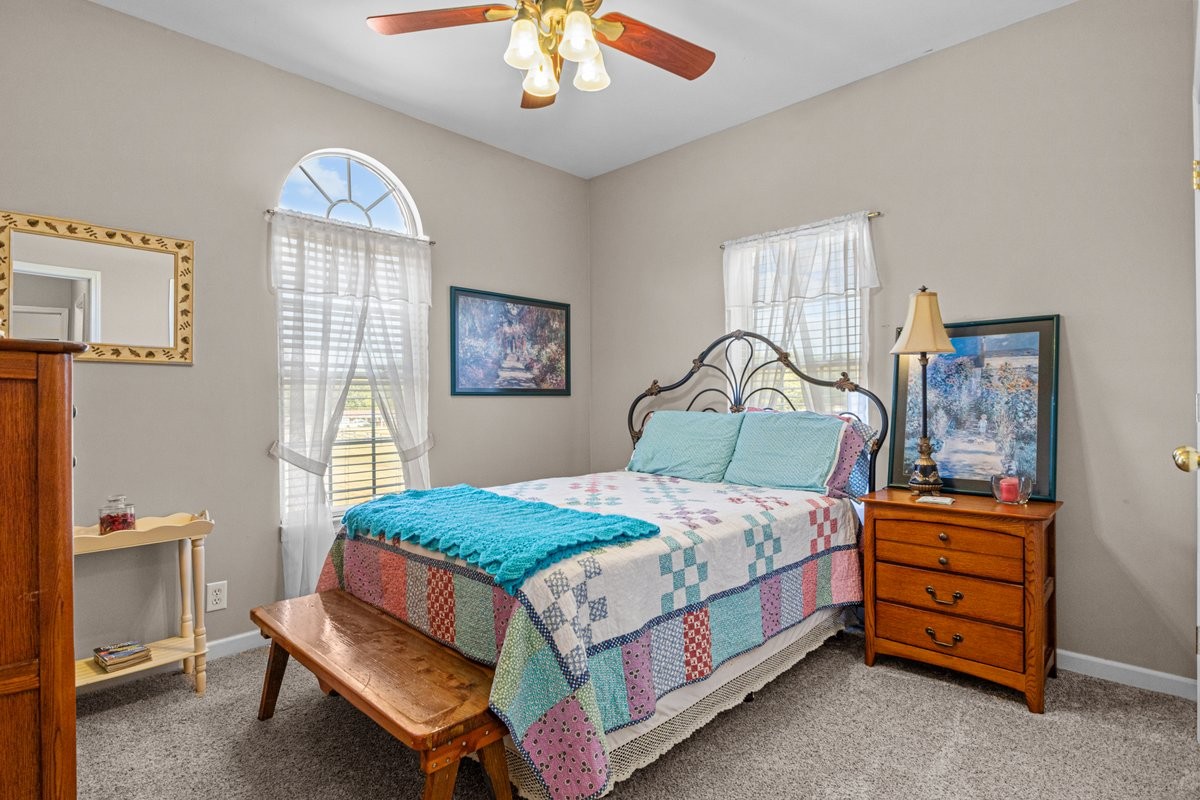 Image 19 of 53 For 15239 15th Terrace Road