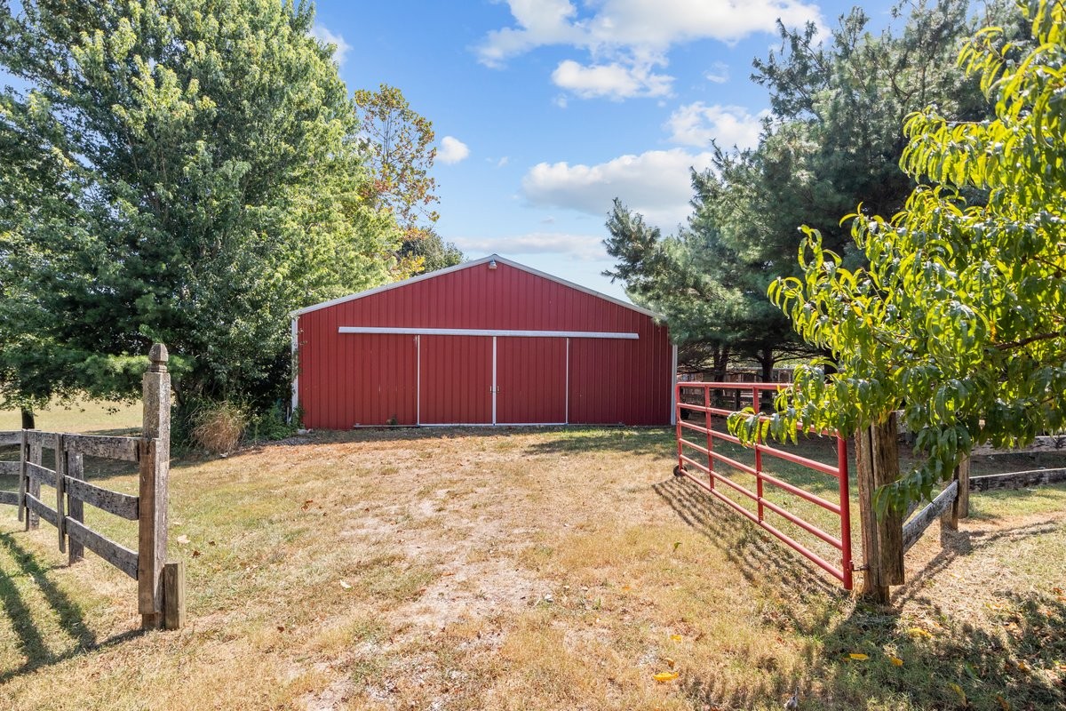 Image 37 of 53 For 15239 15th Terrace Road