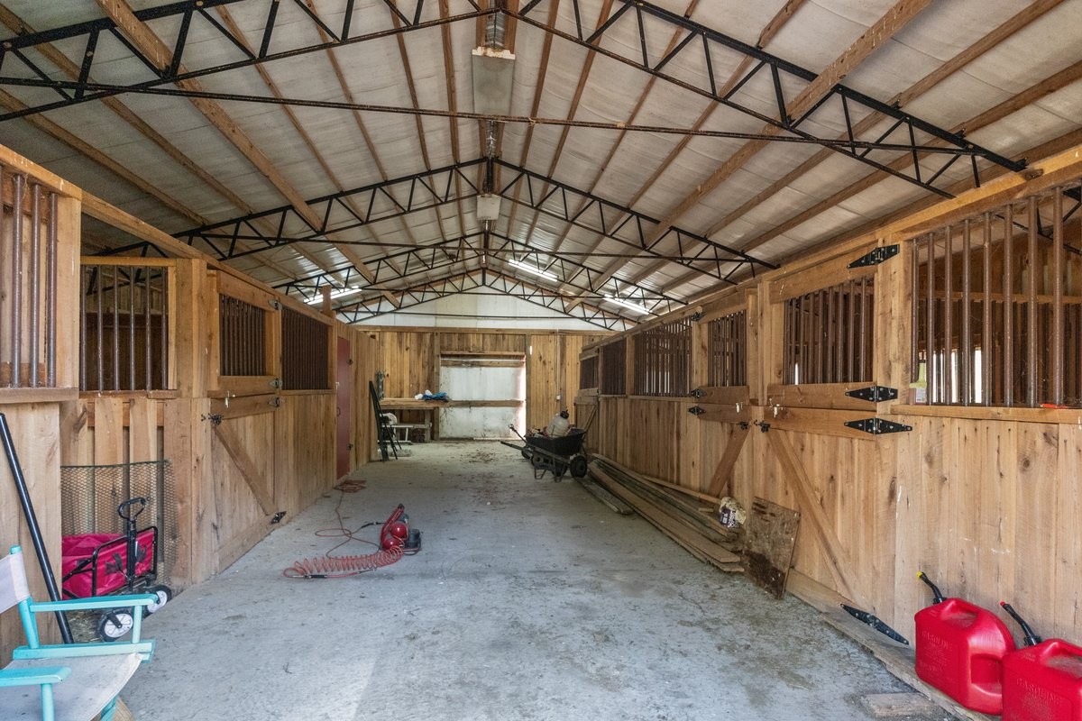 Image 39 of 53 For 15239 15th Terrace Road