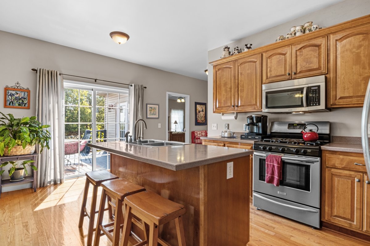 Image 5 of 53 For 15239 15th Terrace Road