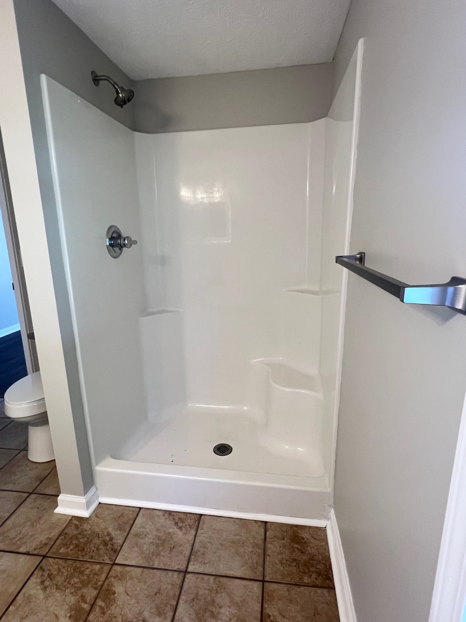 Listing photo id 10 for 4658 Hacienda Drive