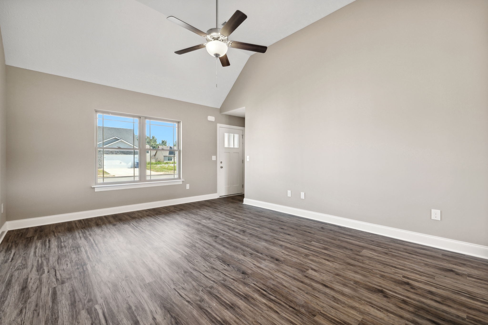 Image 5 of 62 For 5885 Arbor Street