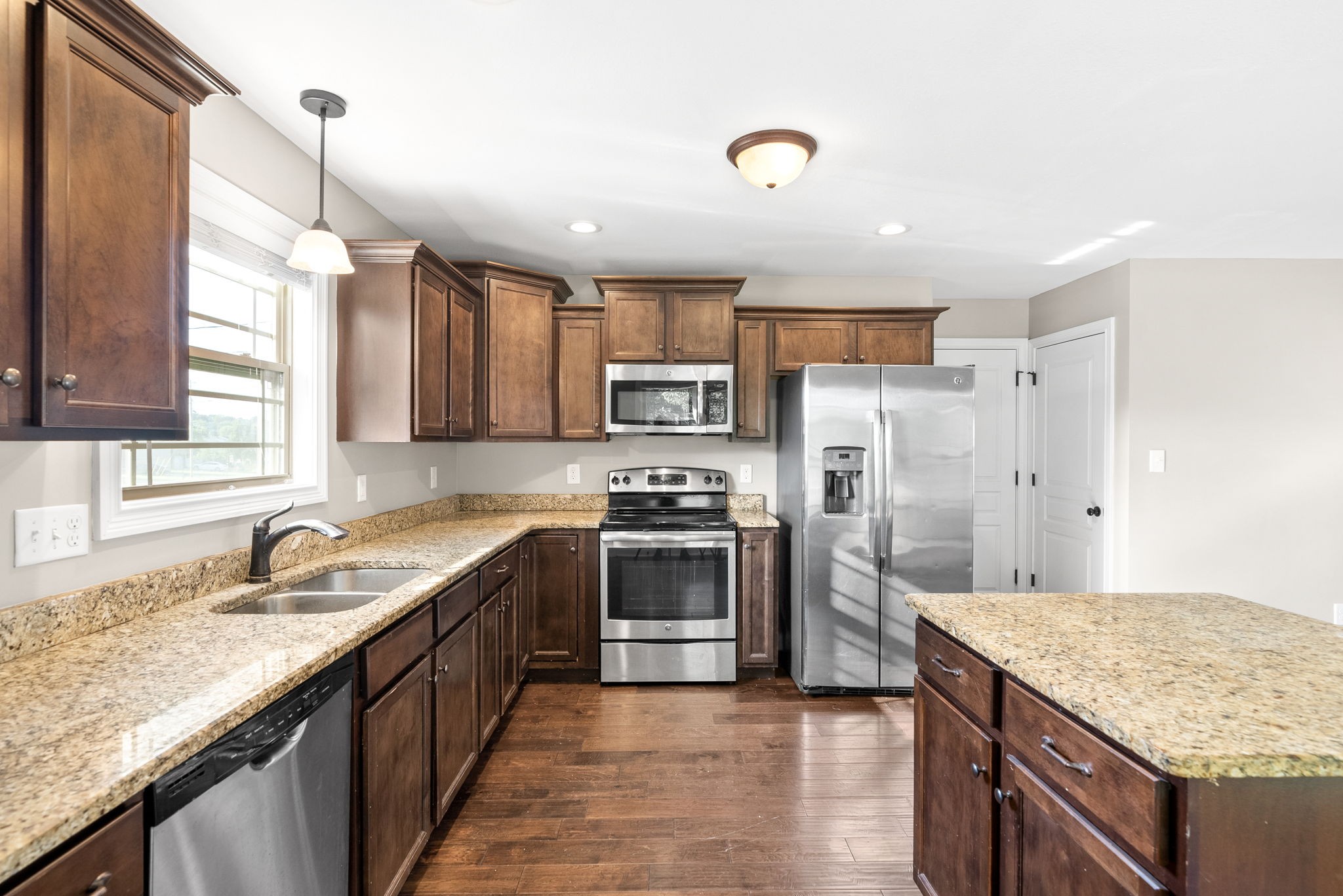 Image 13 of 42 For 2801 College Road 19