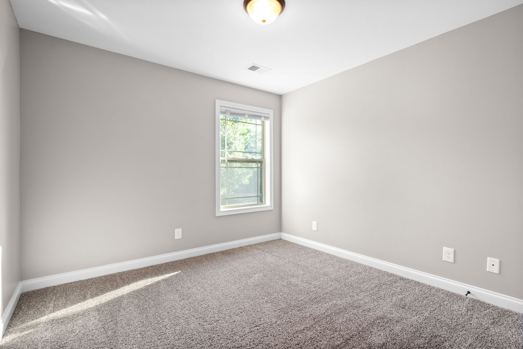Image 22 of 42 For 2801 College Road 19