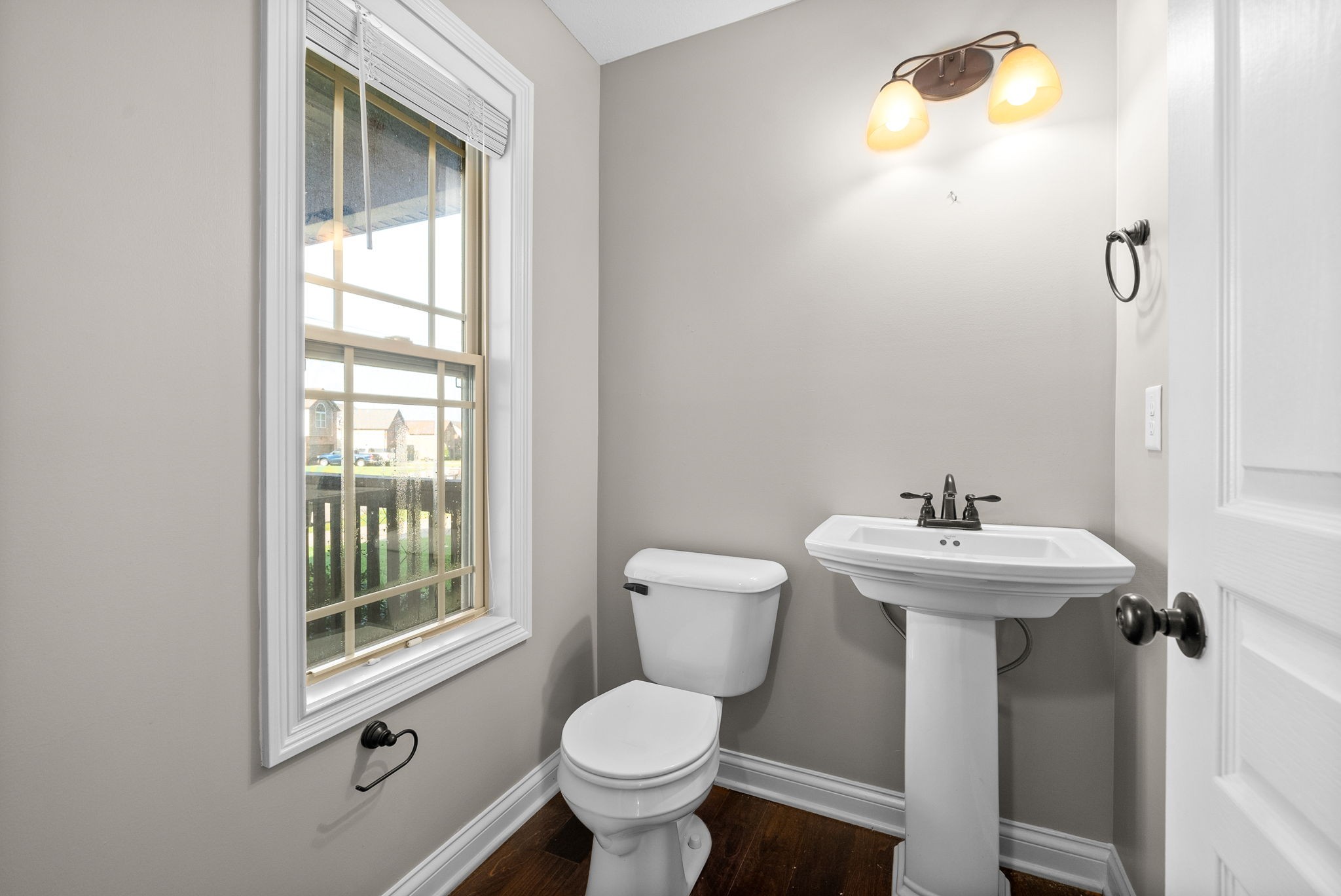 Image 6 of 42 For 2801 College Road 19