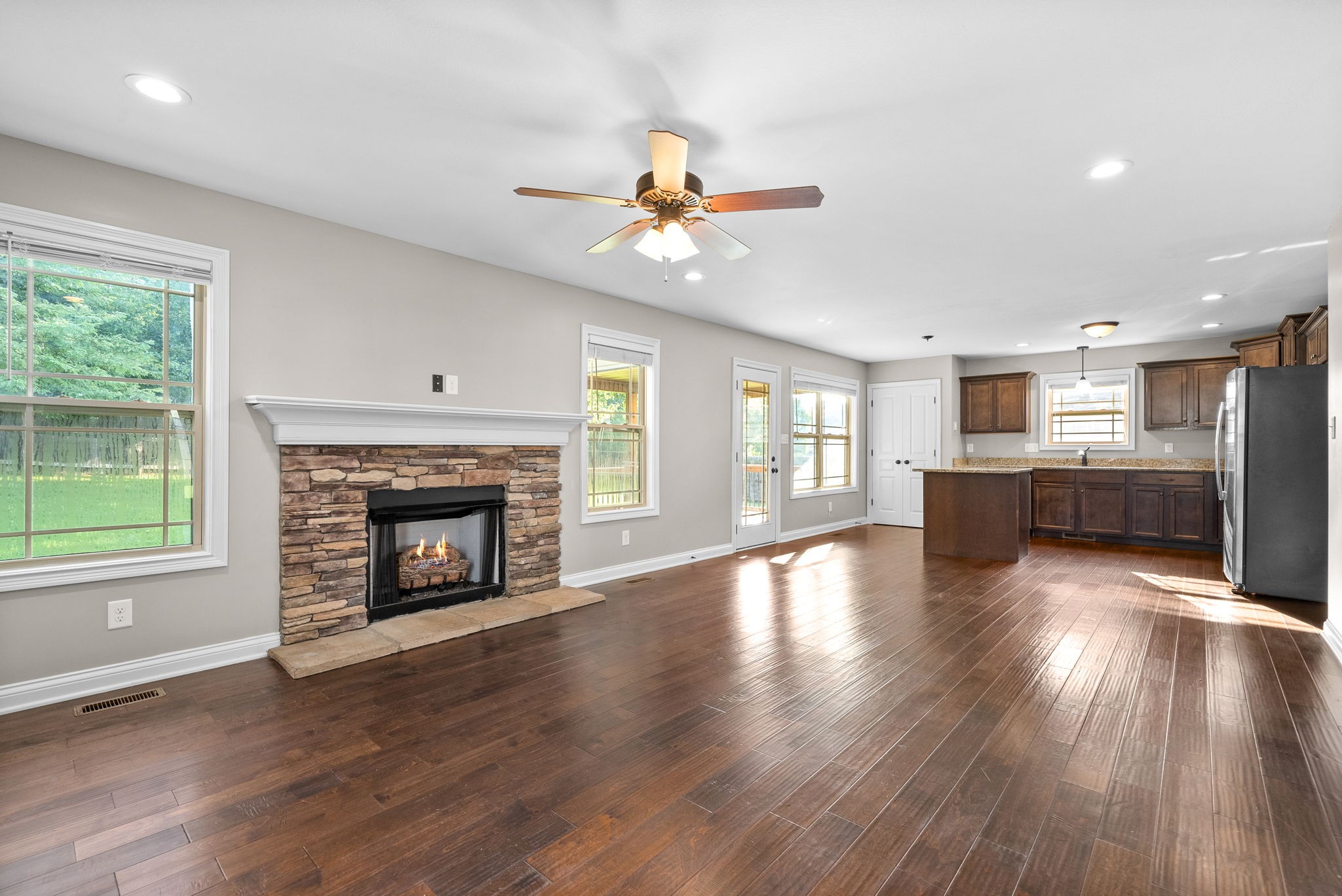 Image 8 of 42 For 2801 College Road 19