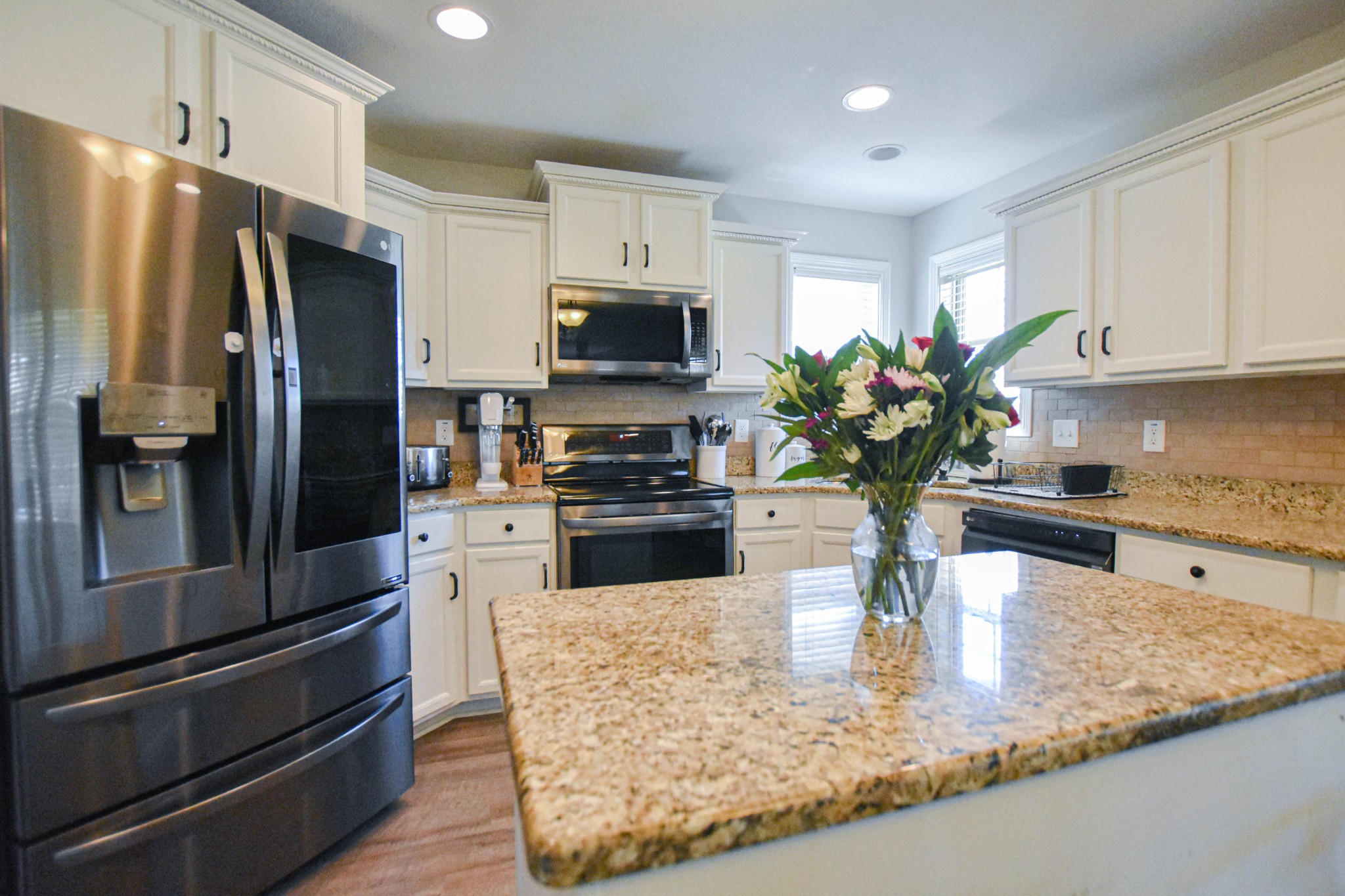 Image 11 of 42 For 2801 College Road 19