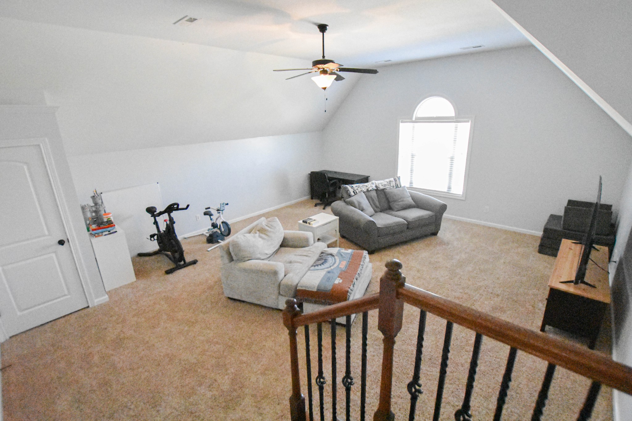 Image 22 of 42 For 2801 College Road 19
