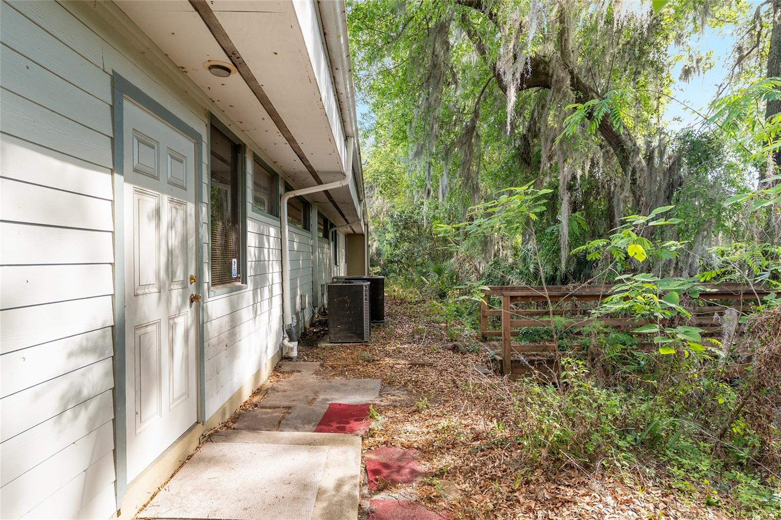 Image 34 of 42 For 2801 College Road 19