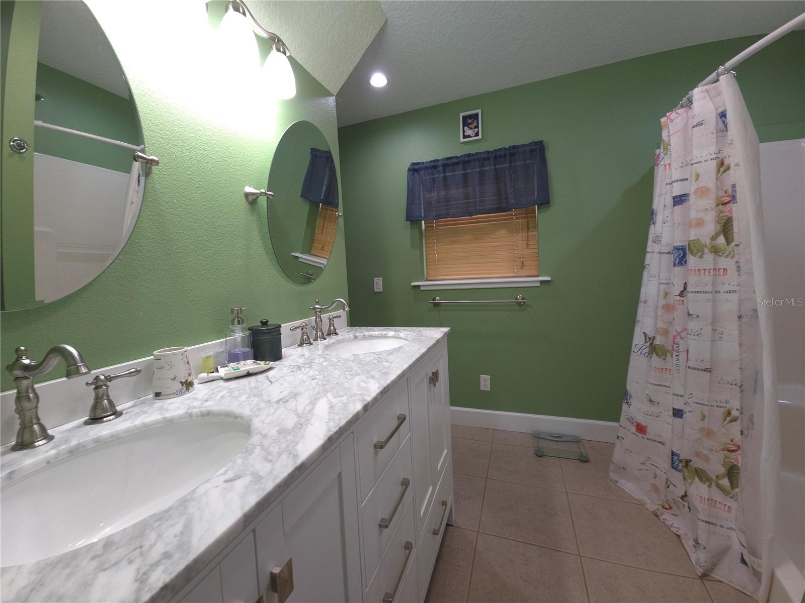 Image 20 of 23 For 20906 River Drive