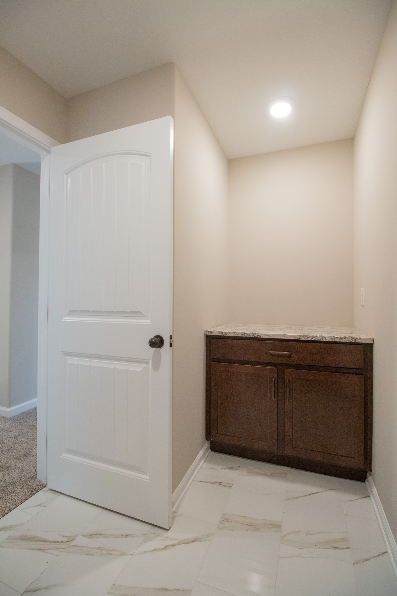 Image 22 of 49 For 9721 53rd Court