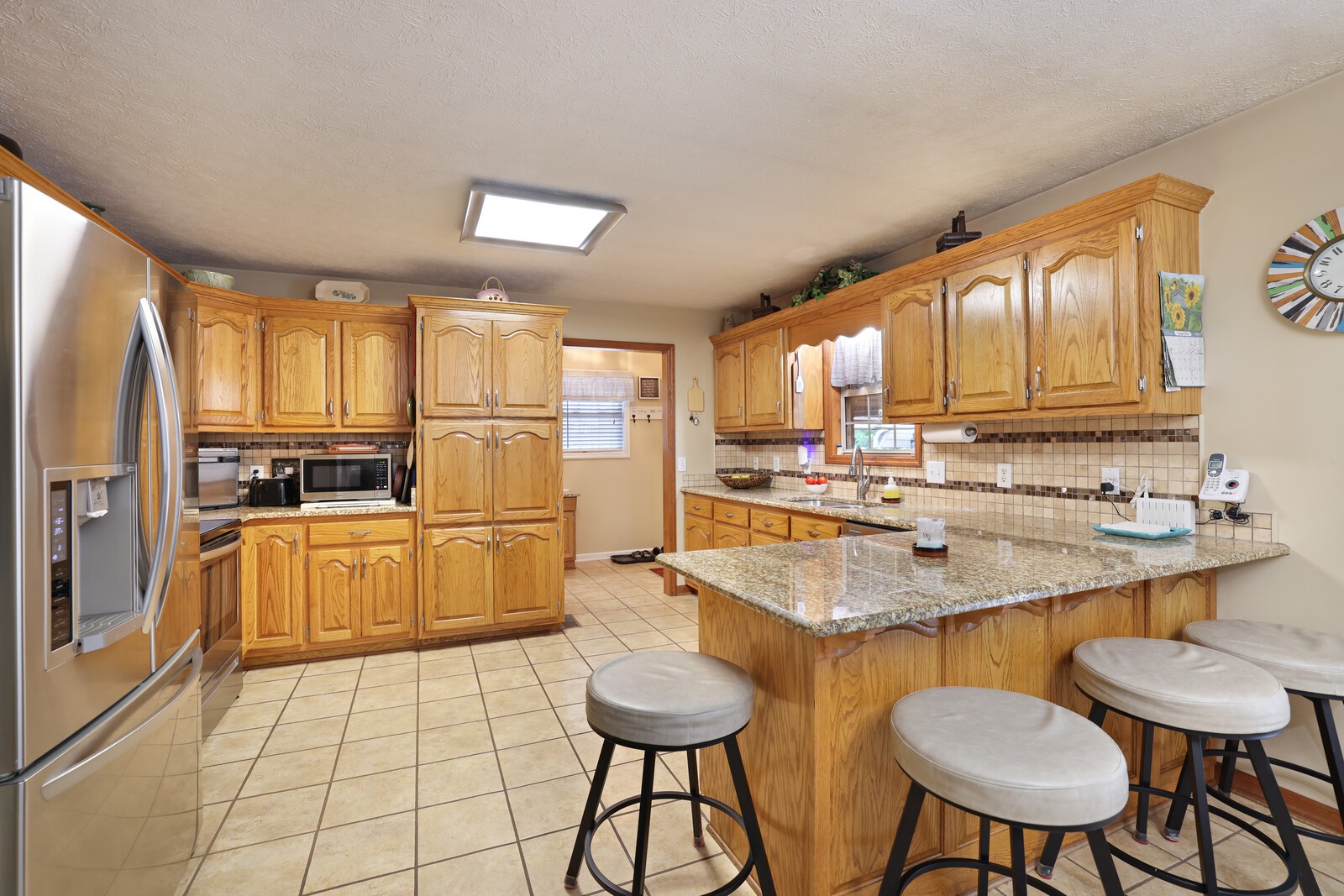 Image 17 of 49 For 9945 83rd Lane