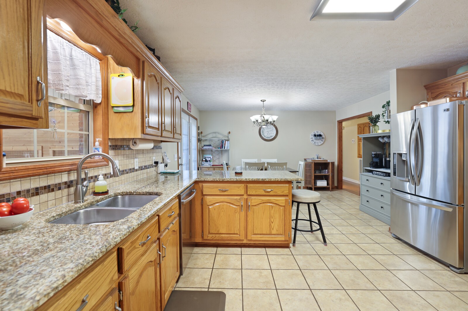 Image 23 of 49 For 9945 83rd Lane