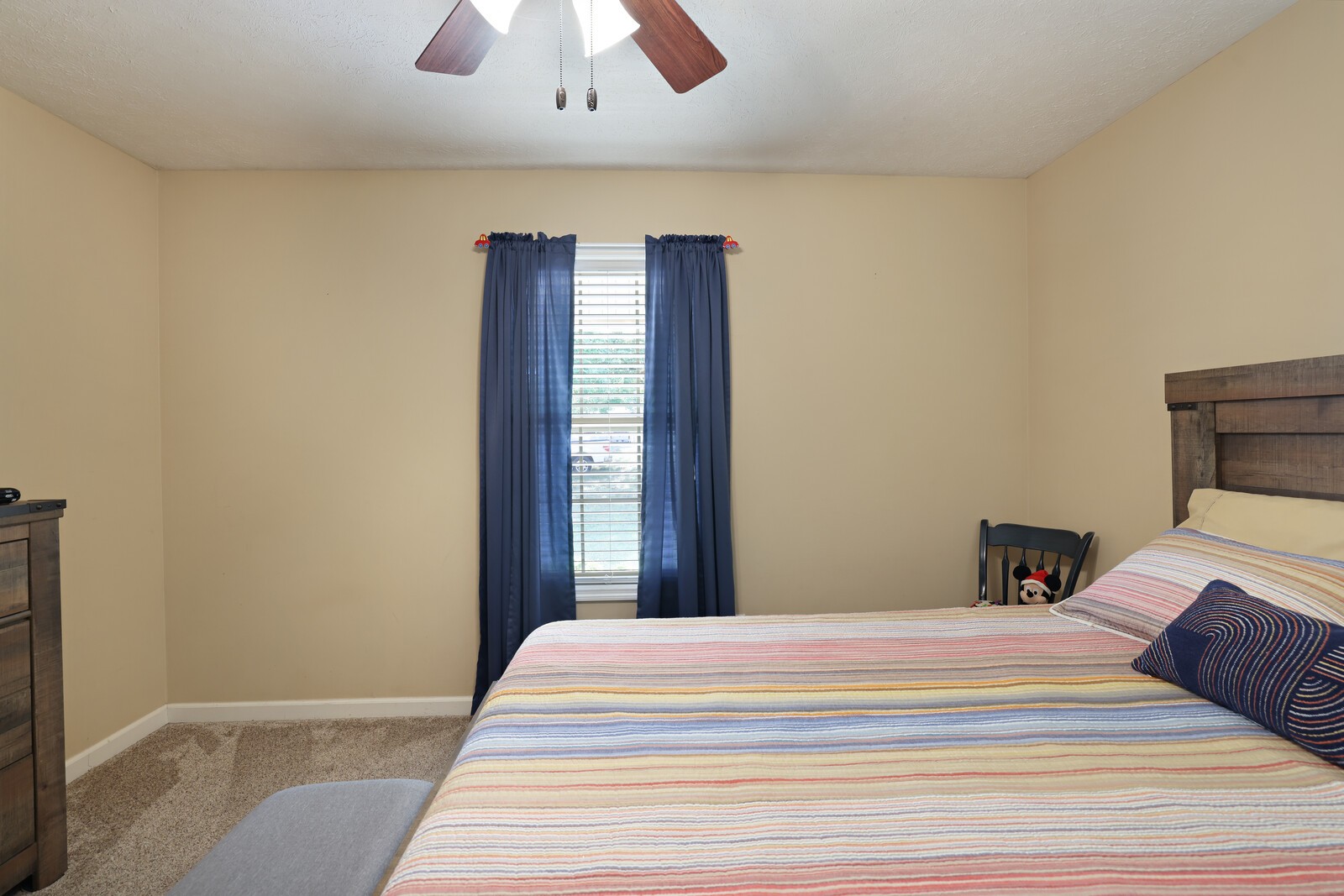 Image 41 of 49 For 9945 83rd Lane