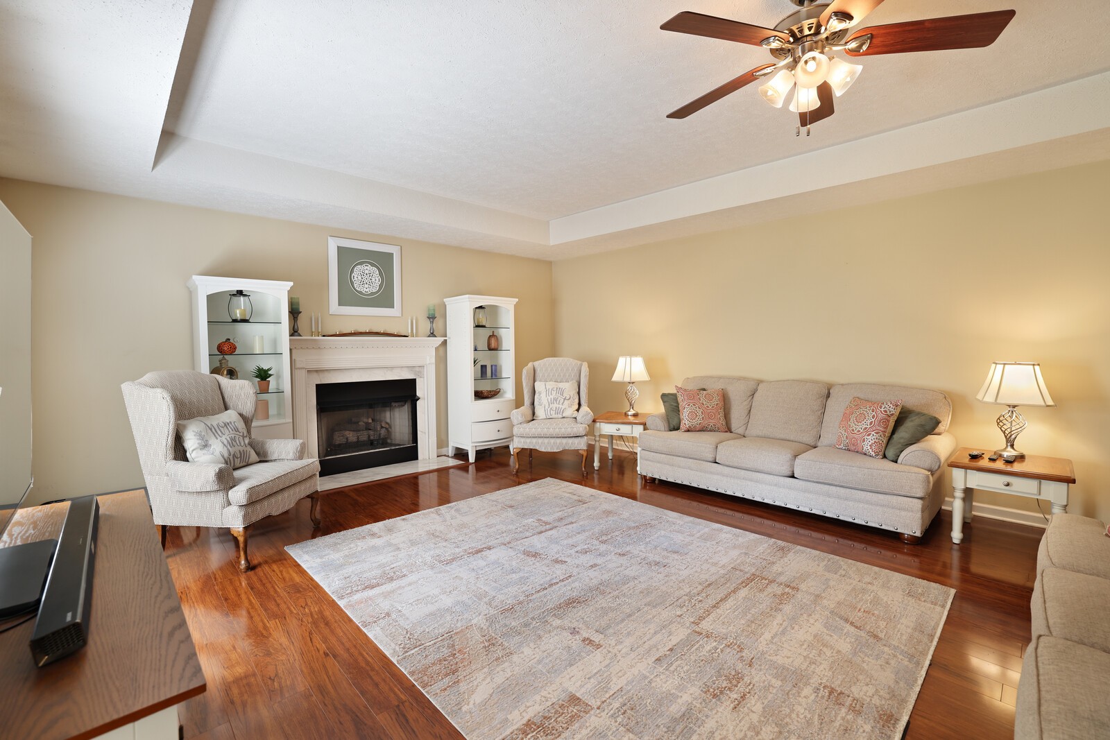 Image 6 of 49 For 9945 83rd Lane