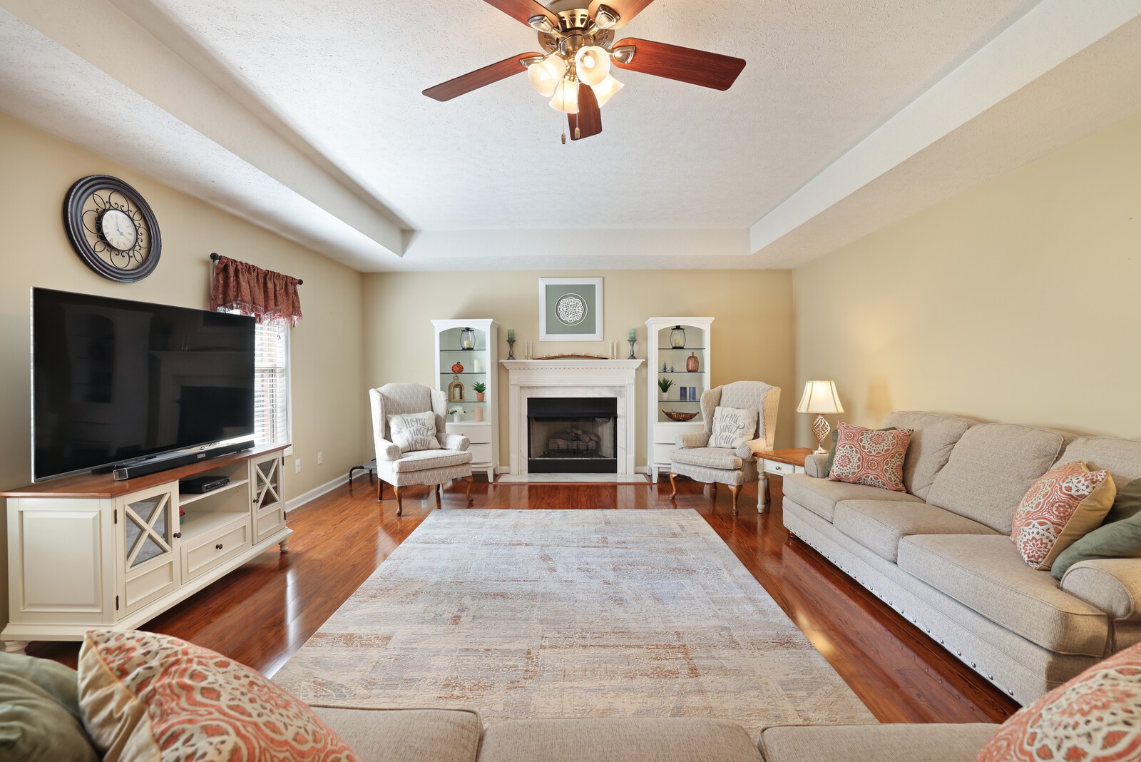 Image 8 of 49 For 9945 83rd Lane