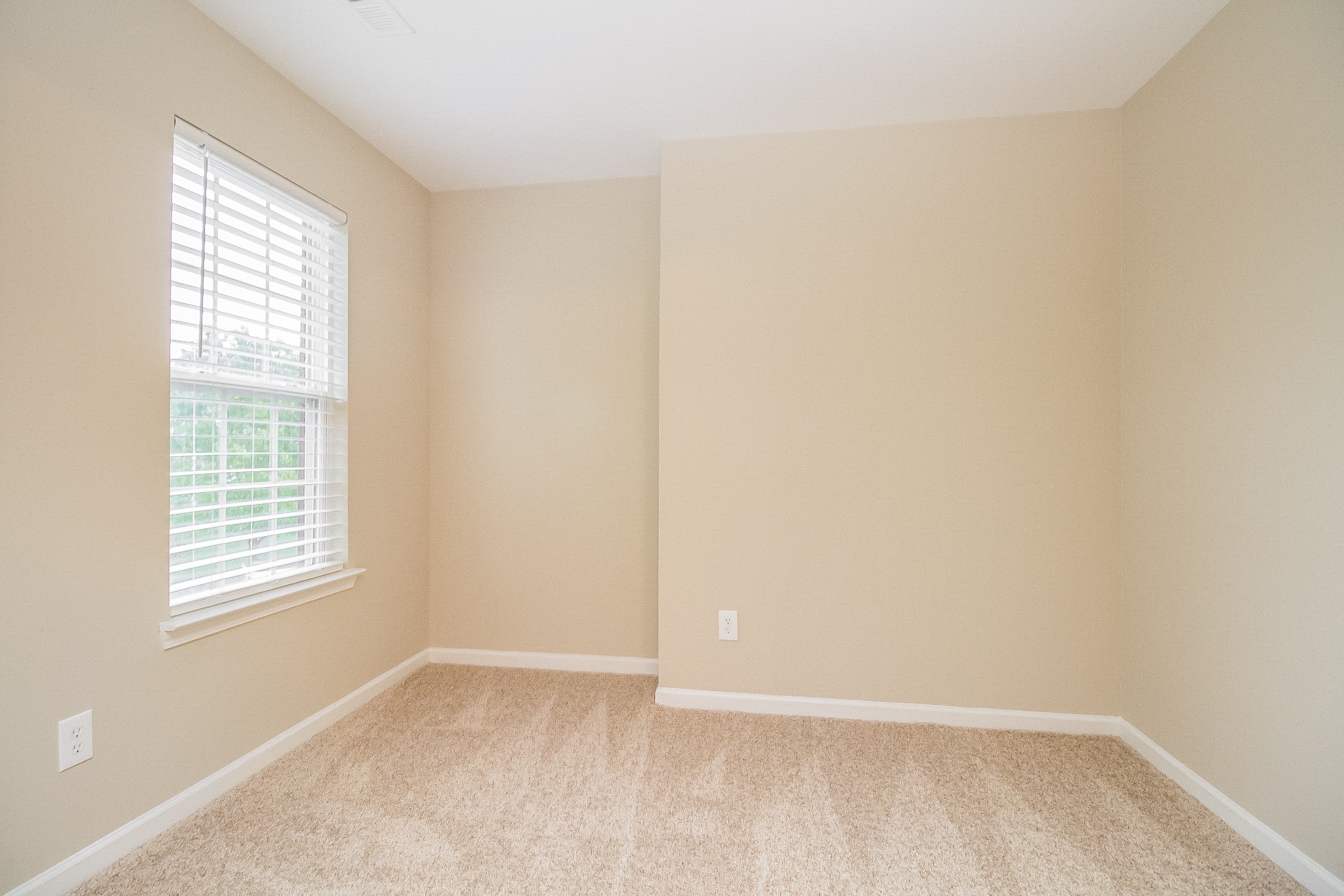 Image 13 of 16 For 4701 181st Court