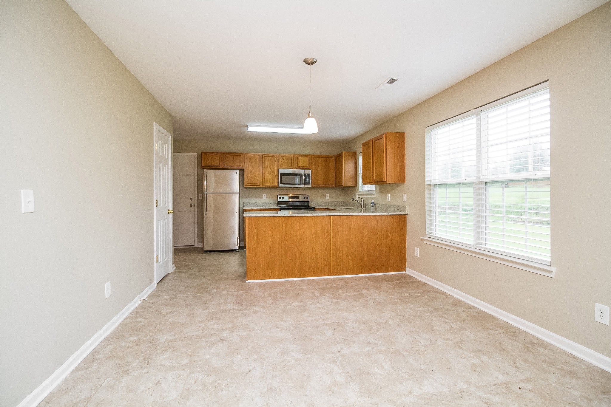 Image 4 of 16 For 4701 181st Court