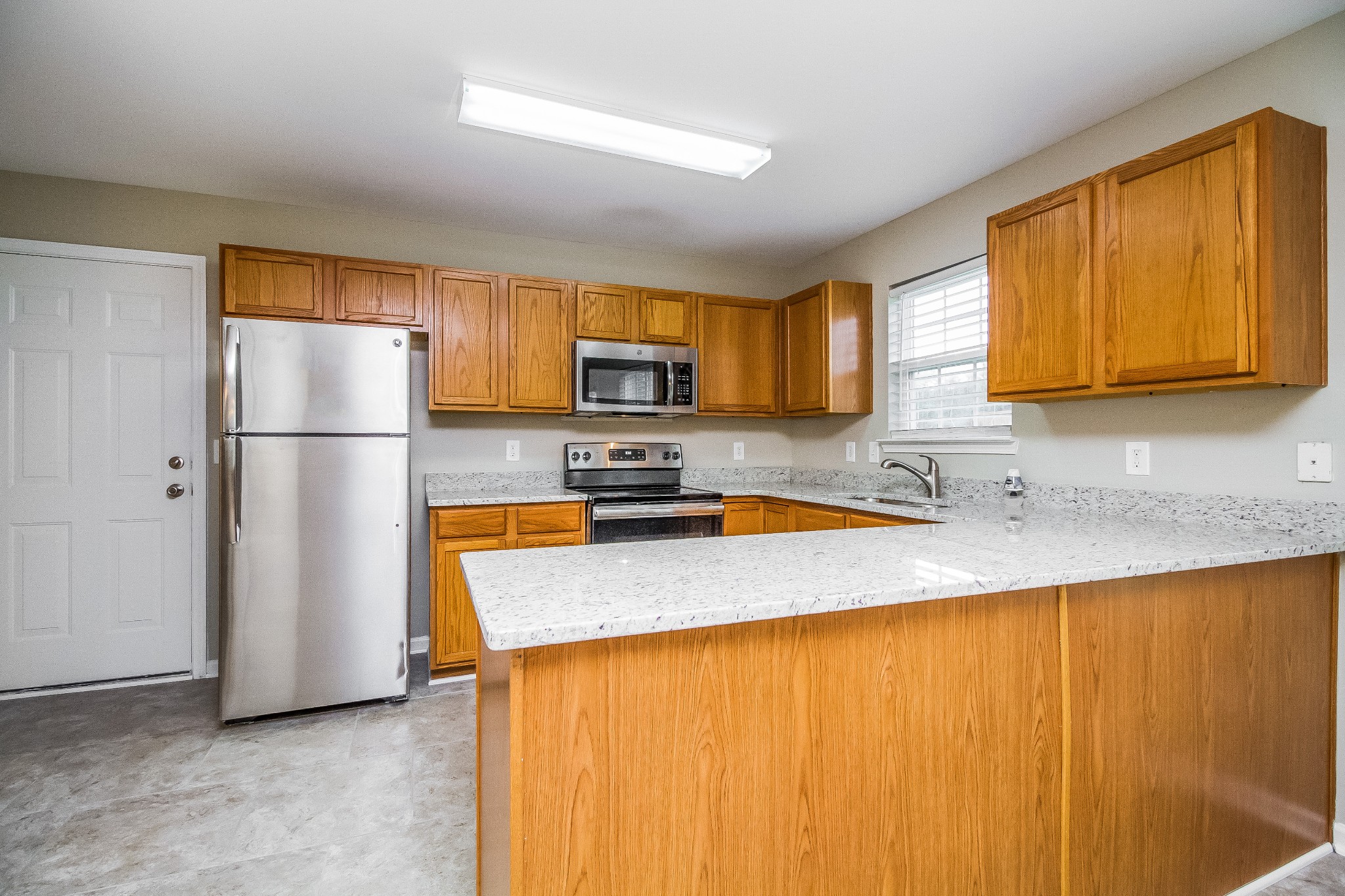 Image 6 of 16 For 4701 181st Court