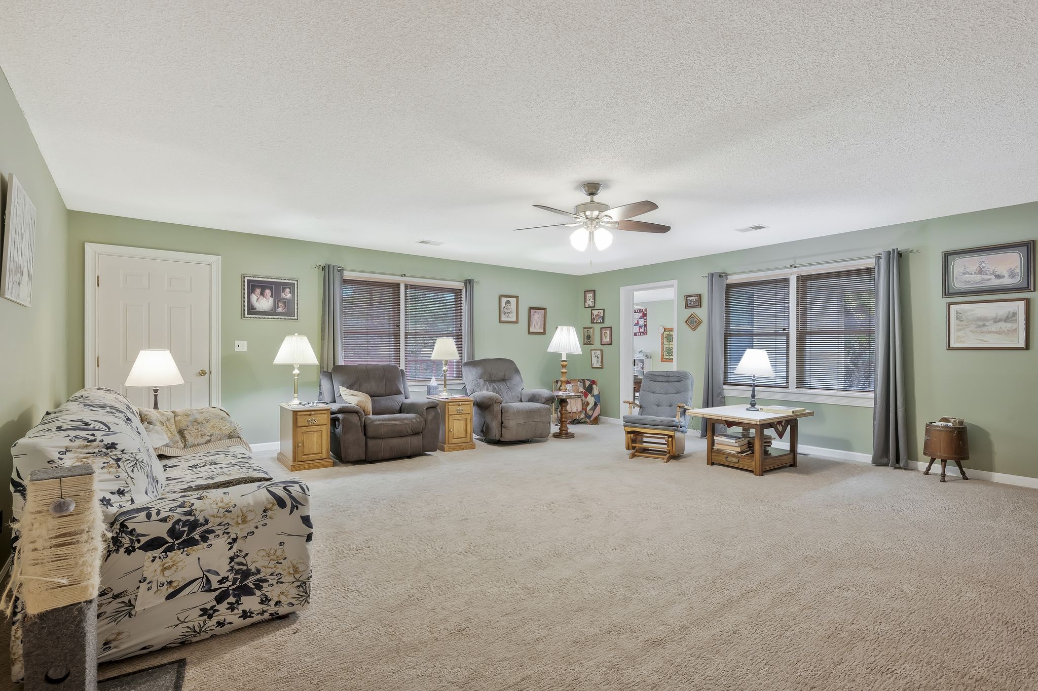 Image 18 of 35 For 5391 153rd Court