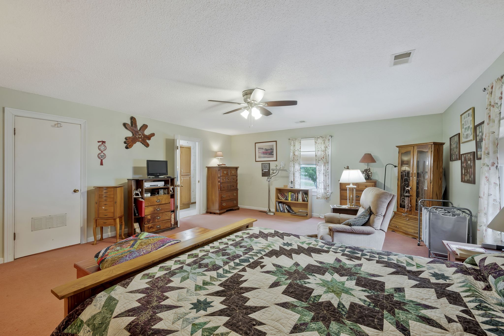 Image 7 of 35 For 5391 153rd Court