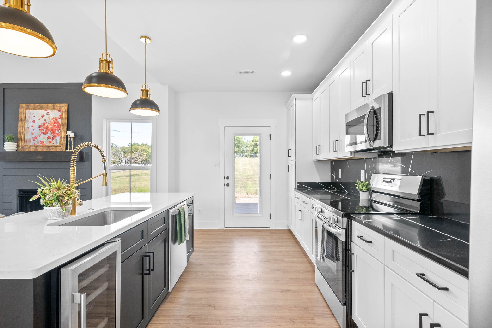 Image 18 of 24 For 2840 147th Street