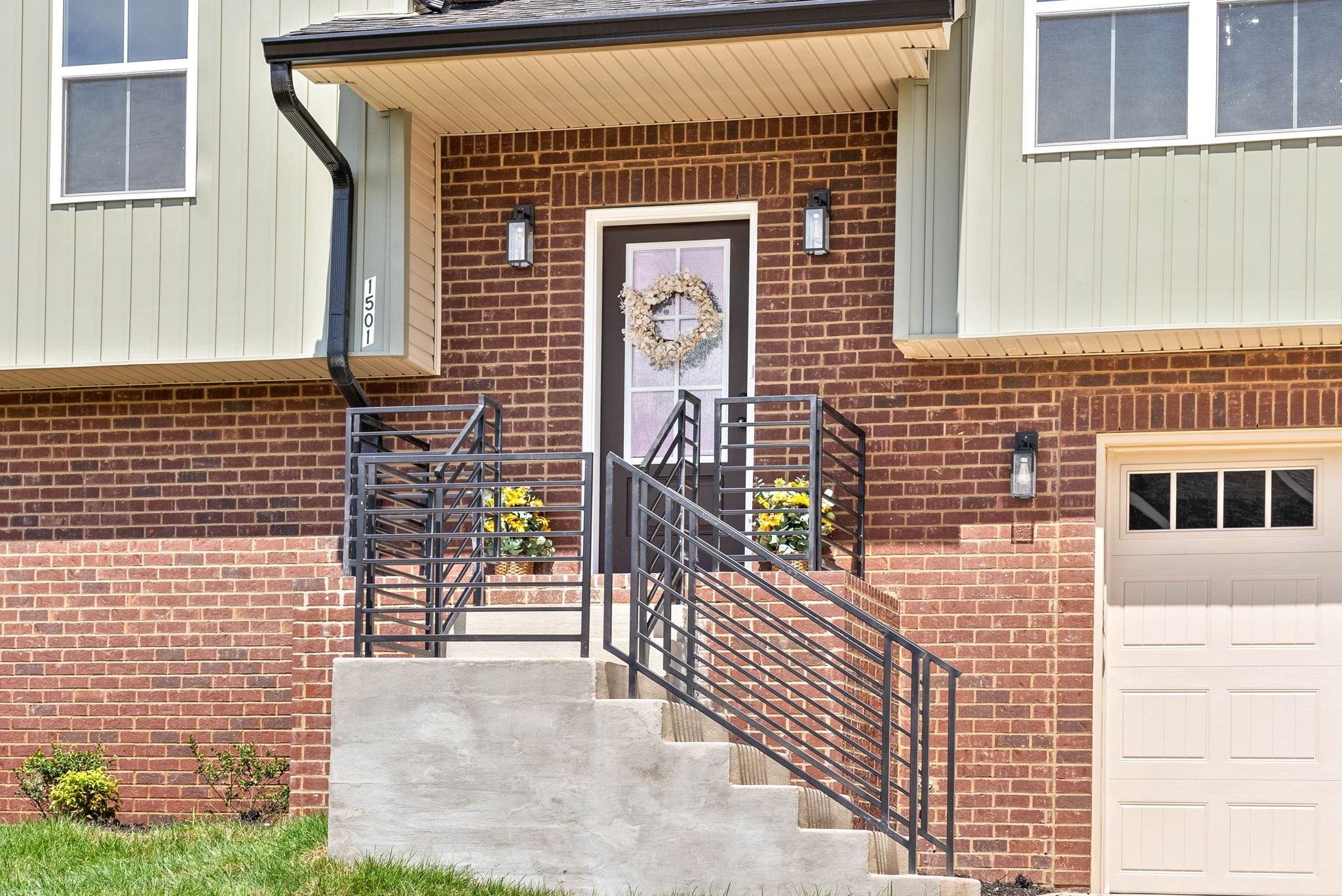 Image 4 of 24 For 2840 147th Street