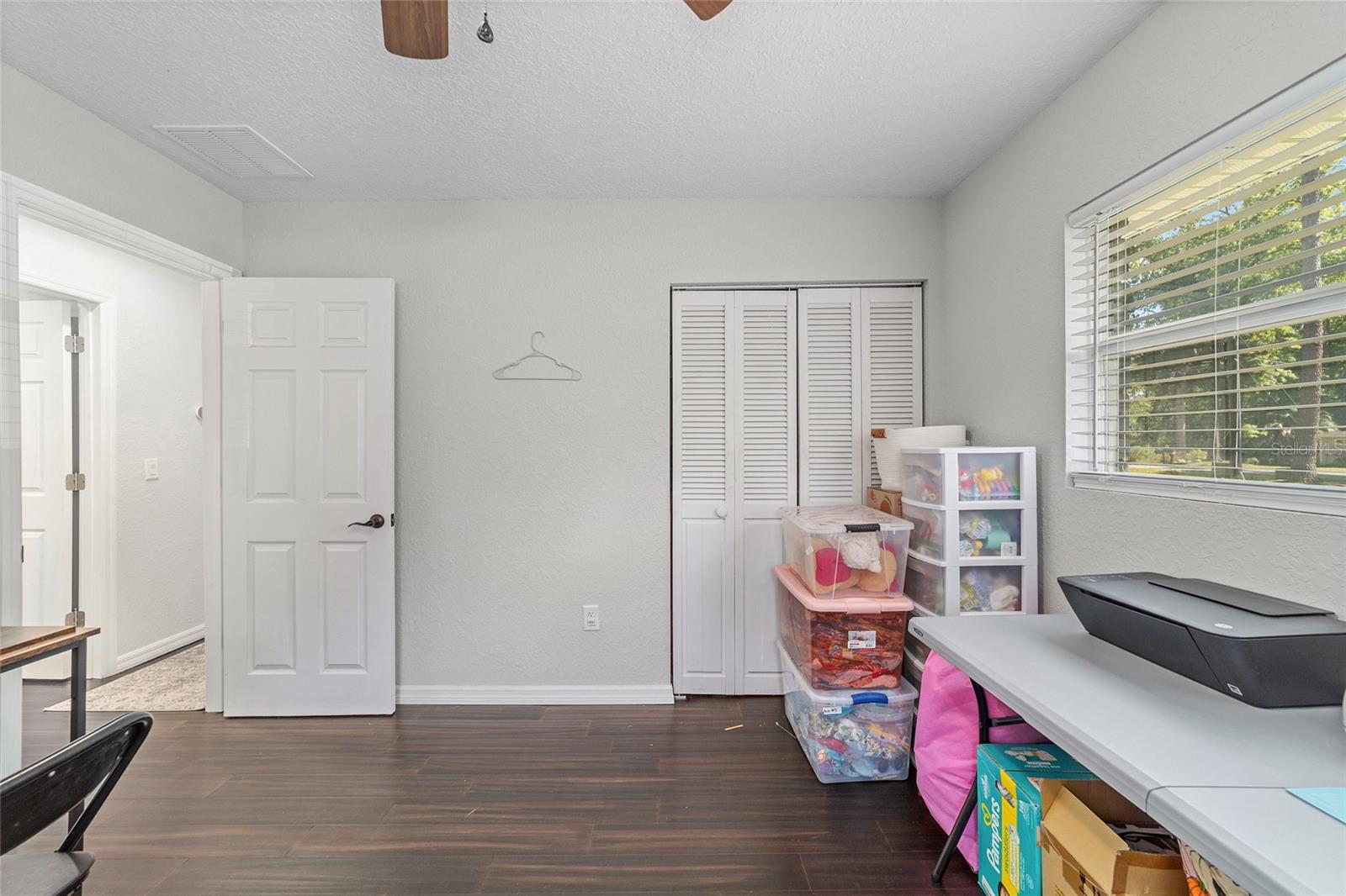 Image 10 of 54 For 3810 5th Avenue