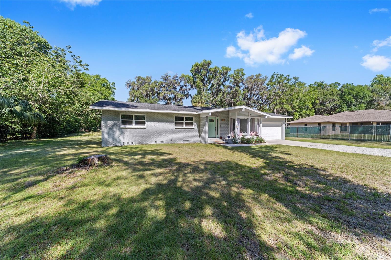 Image 4 of 54 For 3810 5th Avenue