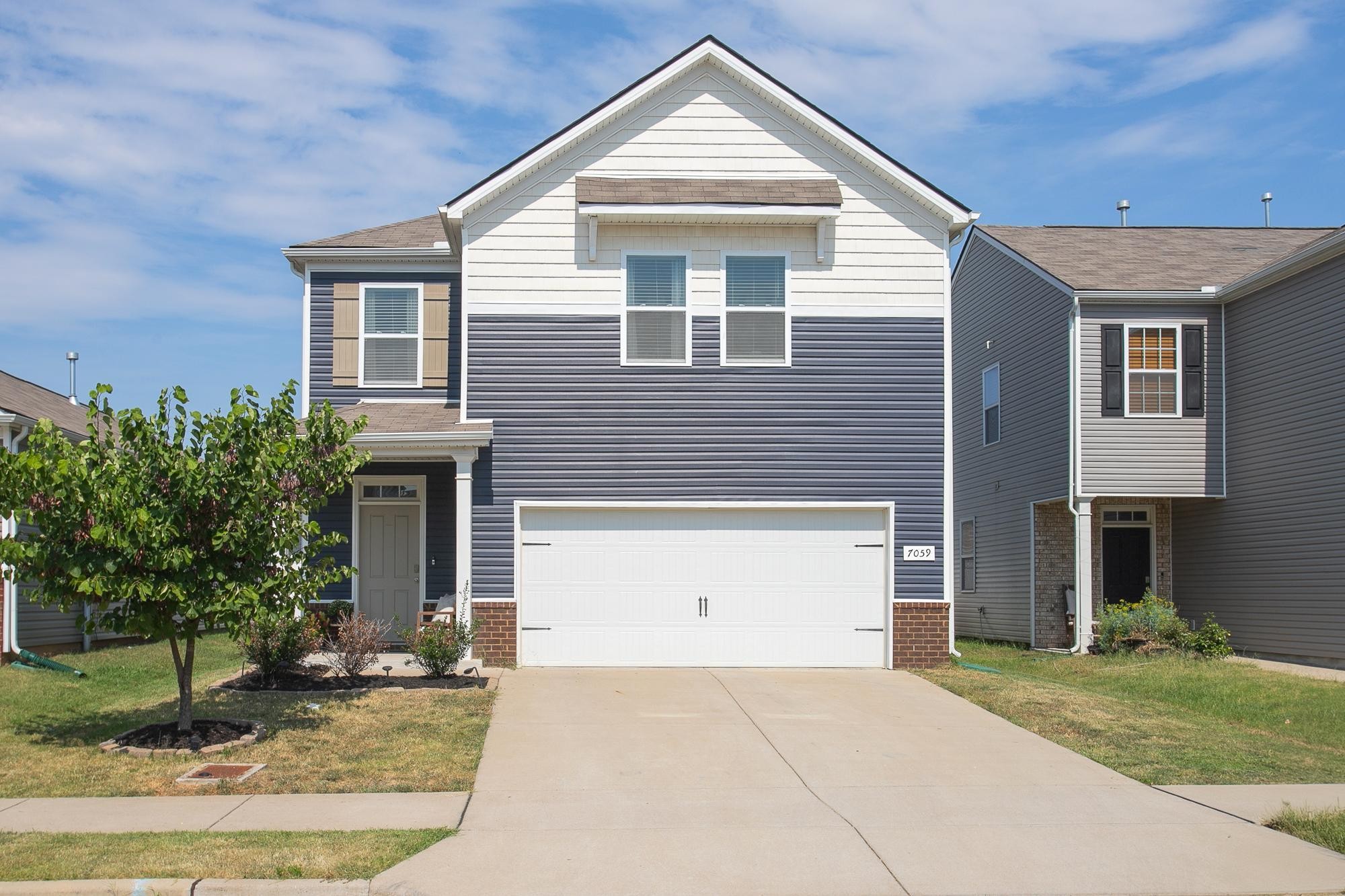 Image 2 of 40 For 8127 60th Court