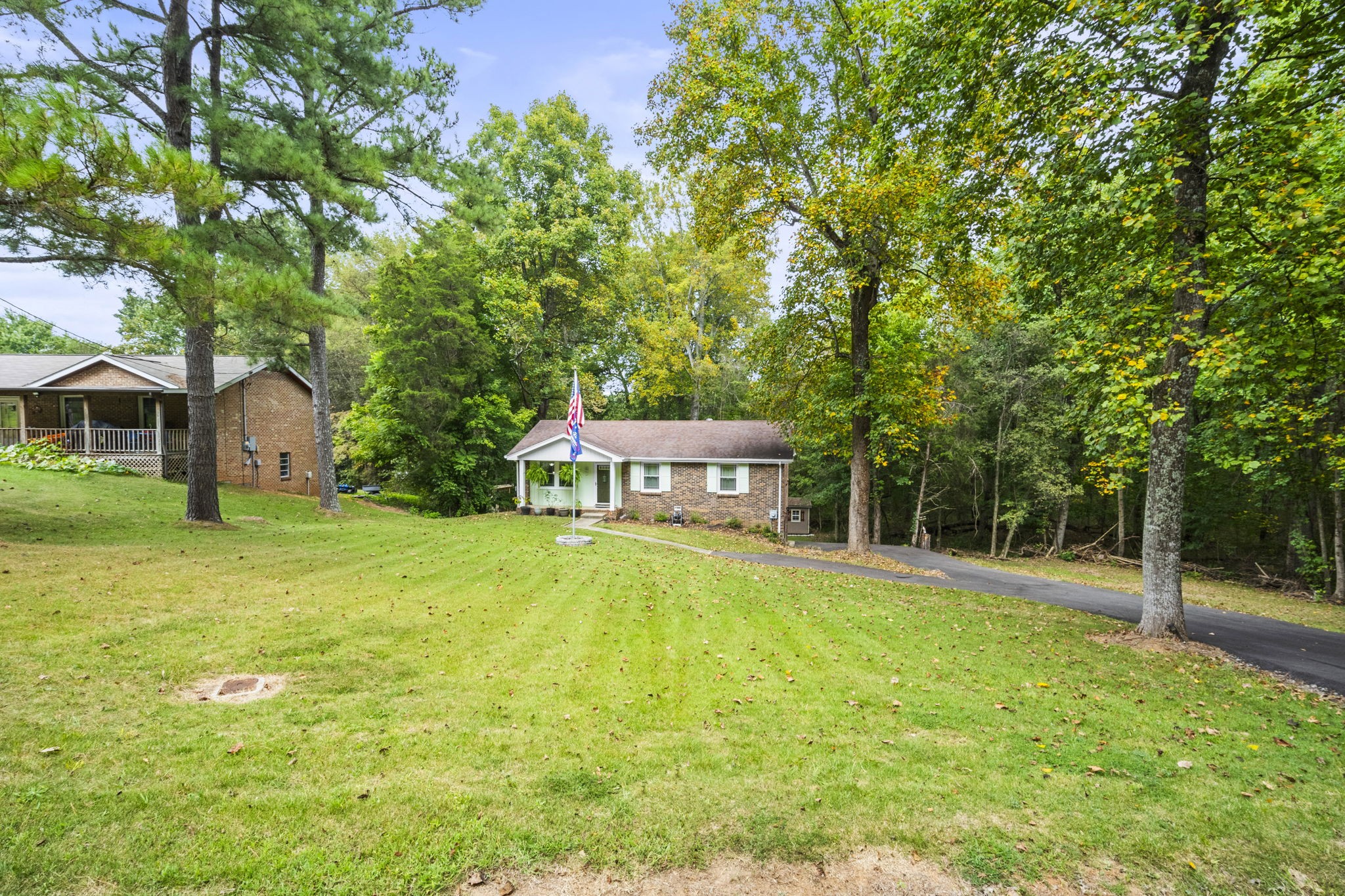 Image 2 of 14 For 4348 Deepwater Court