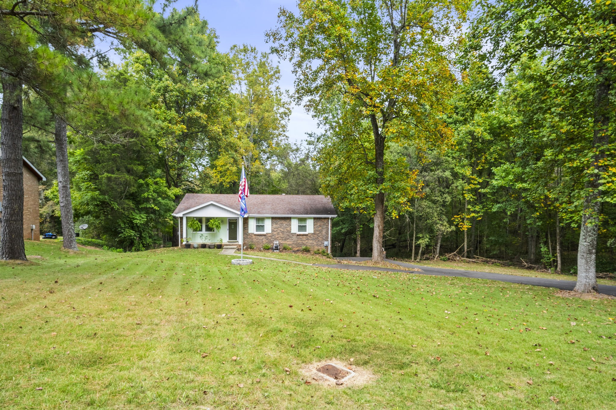 Image 3 of 14 For 4348 Deepwater Court