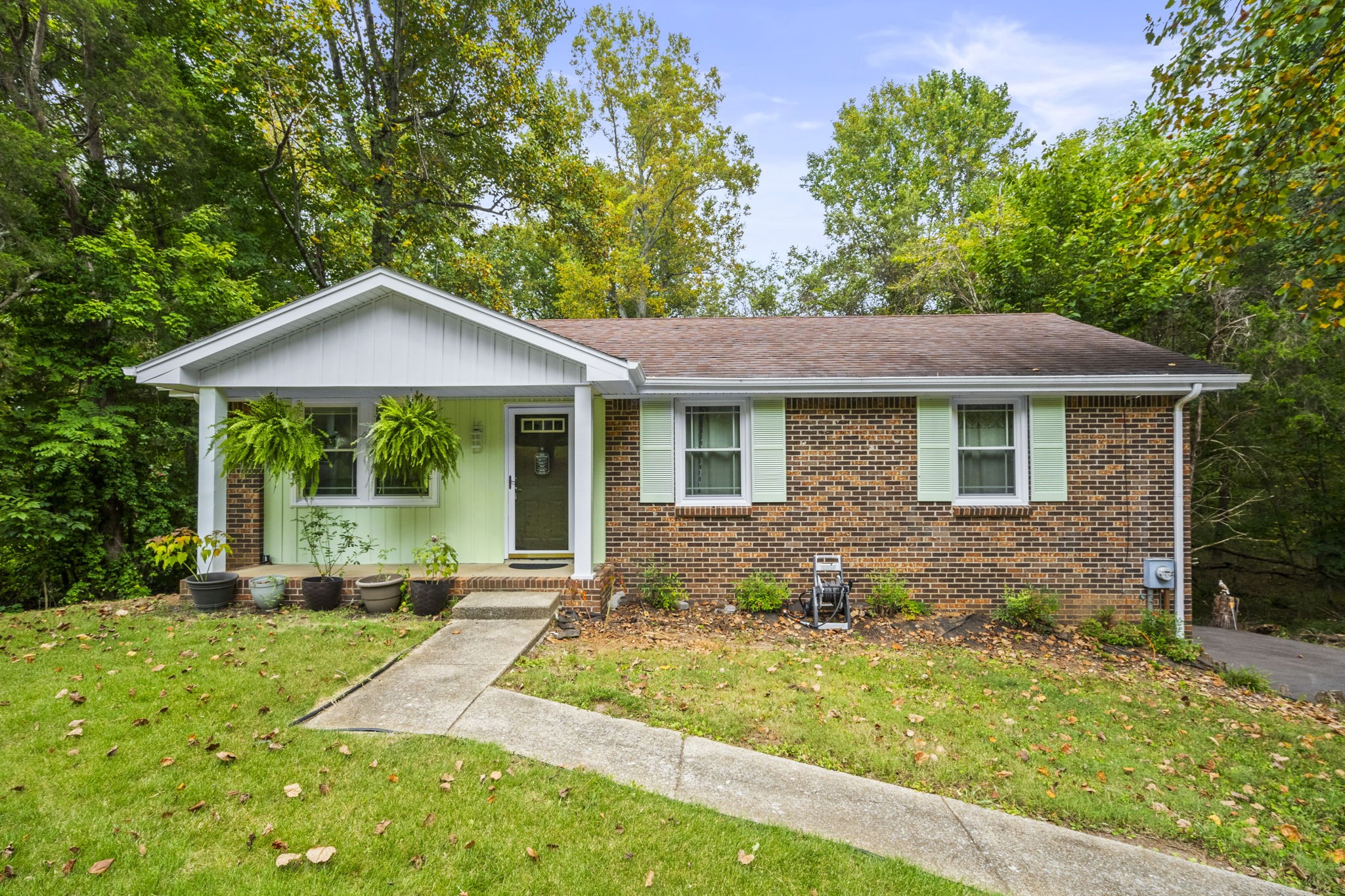 Image 7 of 14 For 4348 Deepwater Court