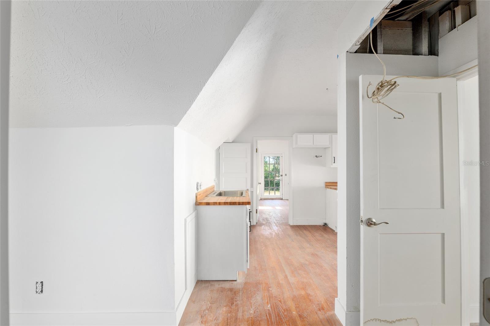 Image 26 of 100 For 721 2nd Street