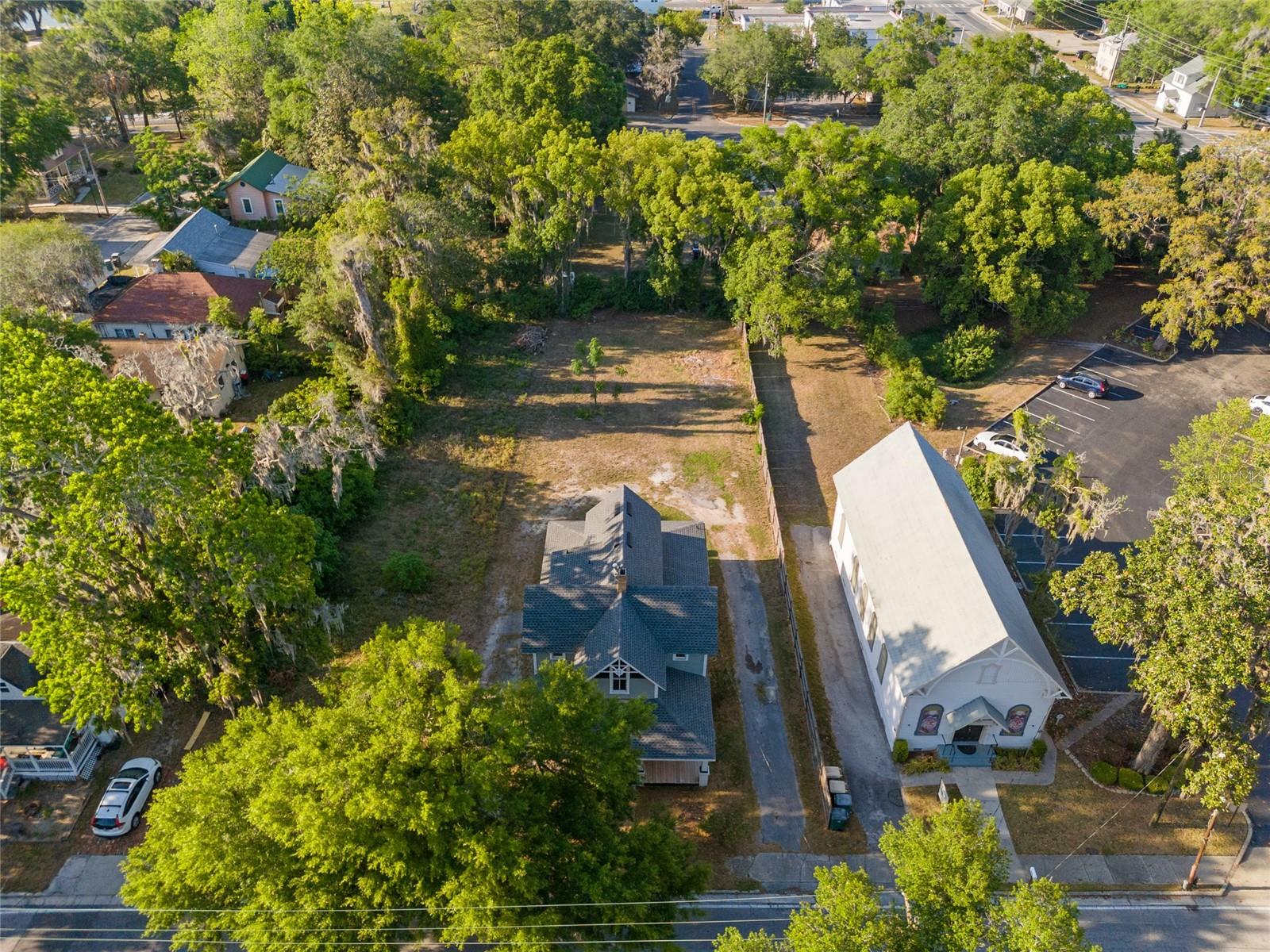 Image 3 of 100 For 721 2nd Street