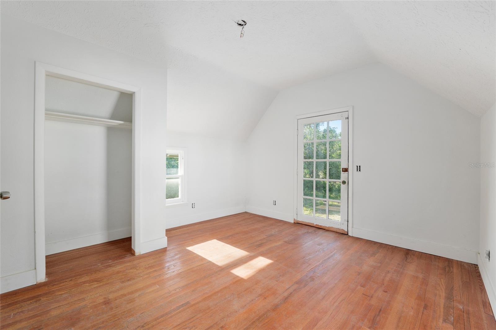 Image 43 of 100 For 721 2nd Street