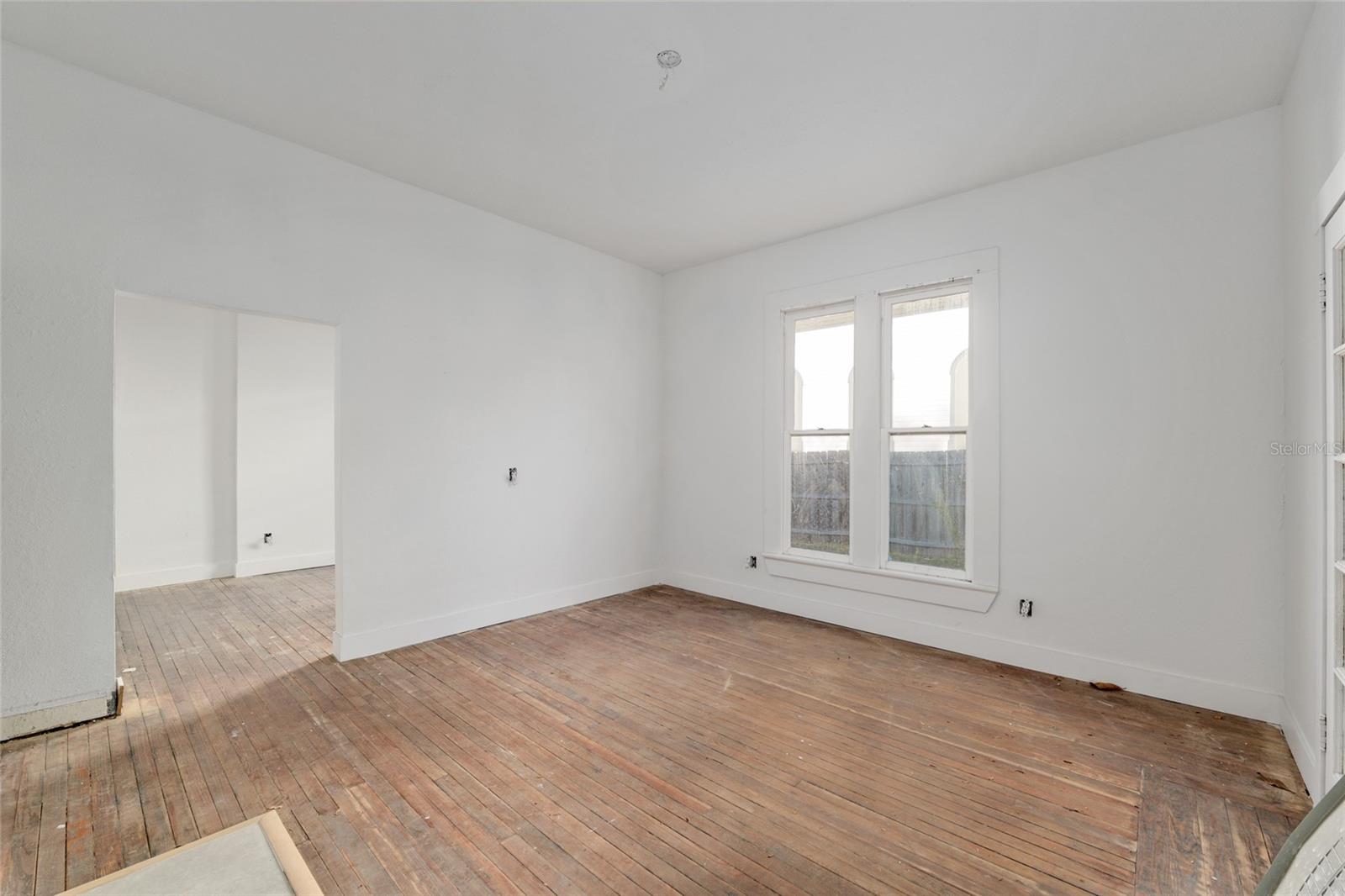 Image 49 of 100 For 721 2nd Street