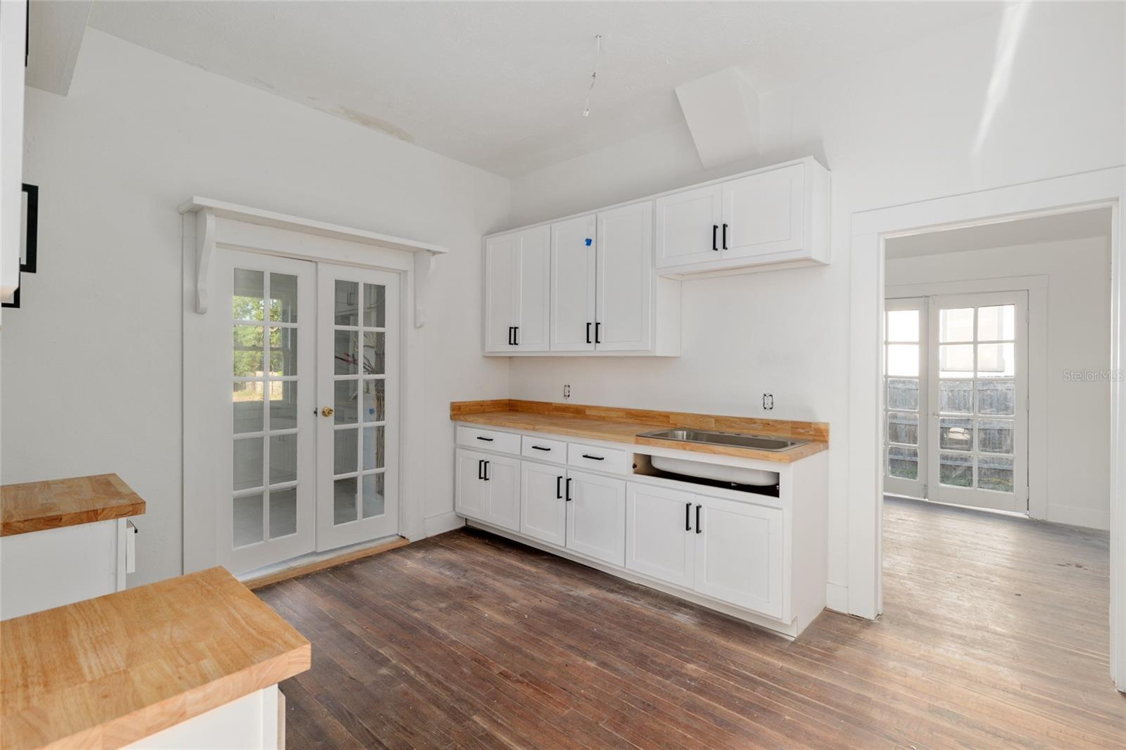 Image 55 of 100 For 721 2nd Street