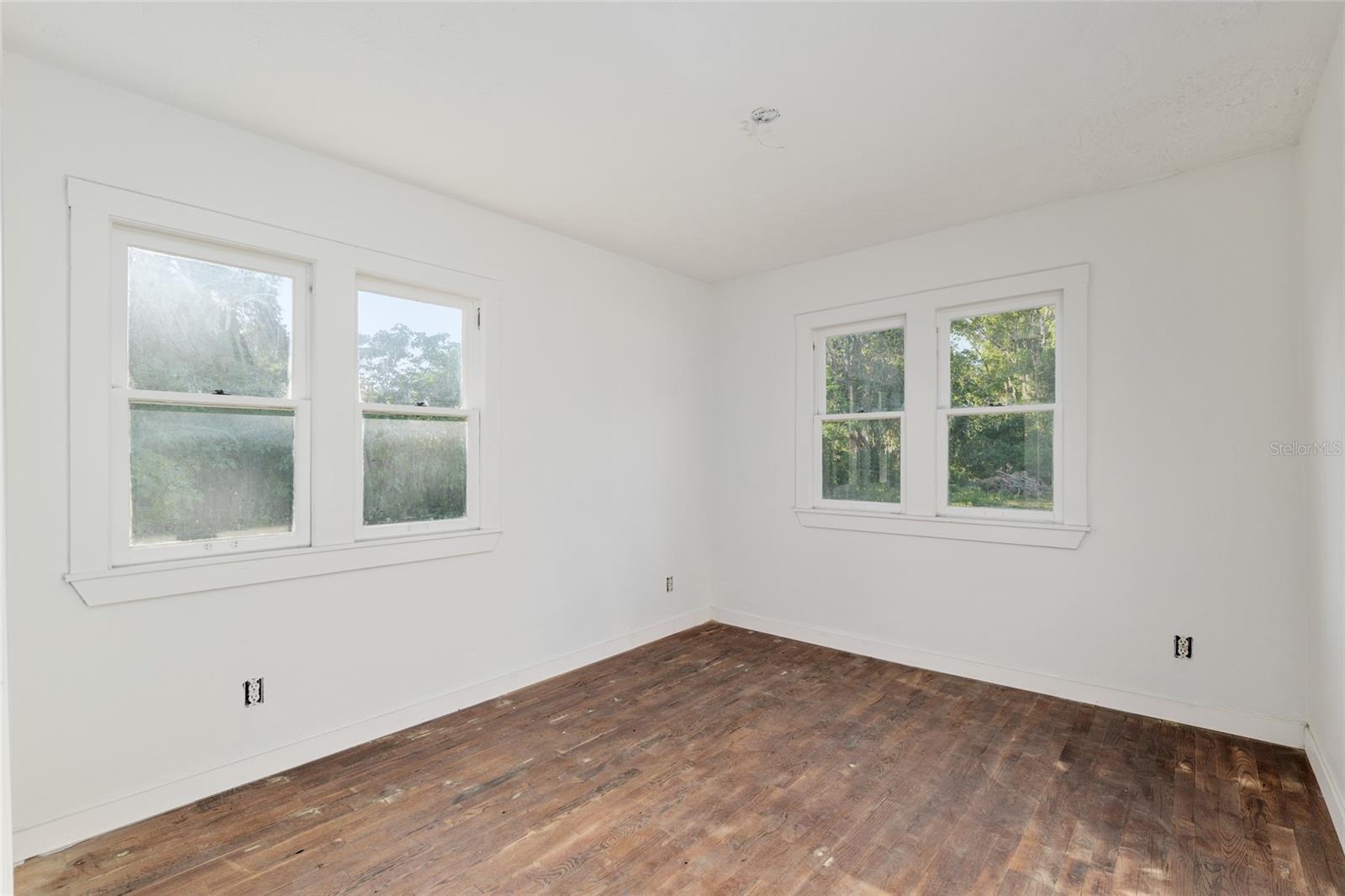 Image 60 of 100 For 721 2nd Street