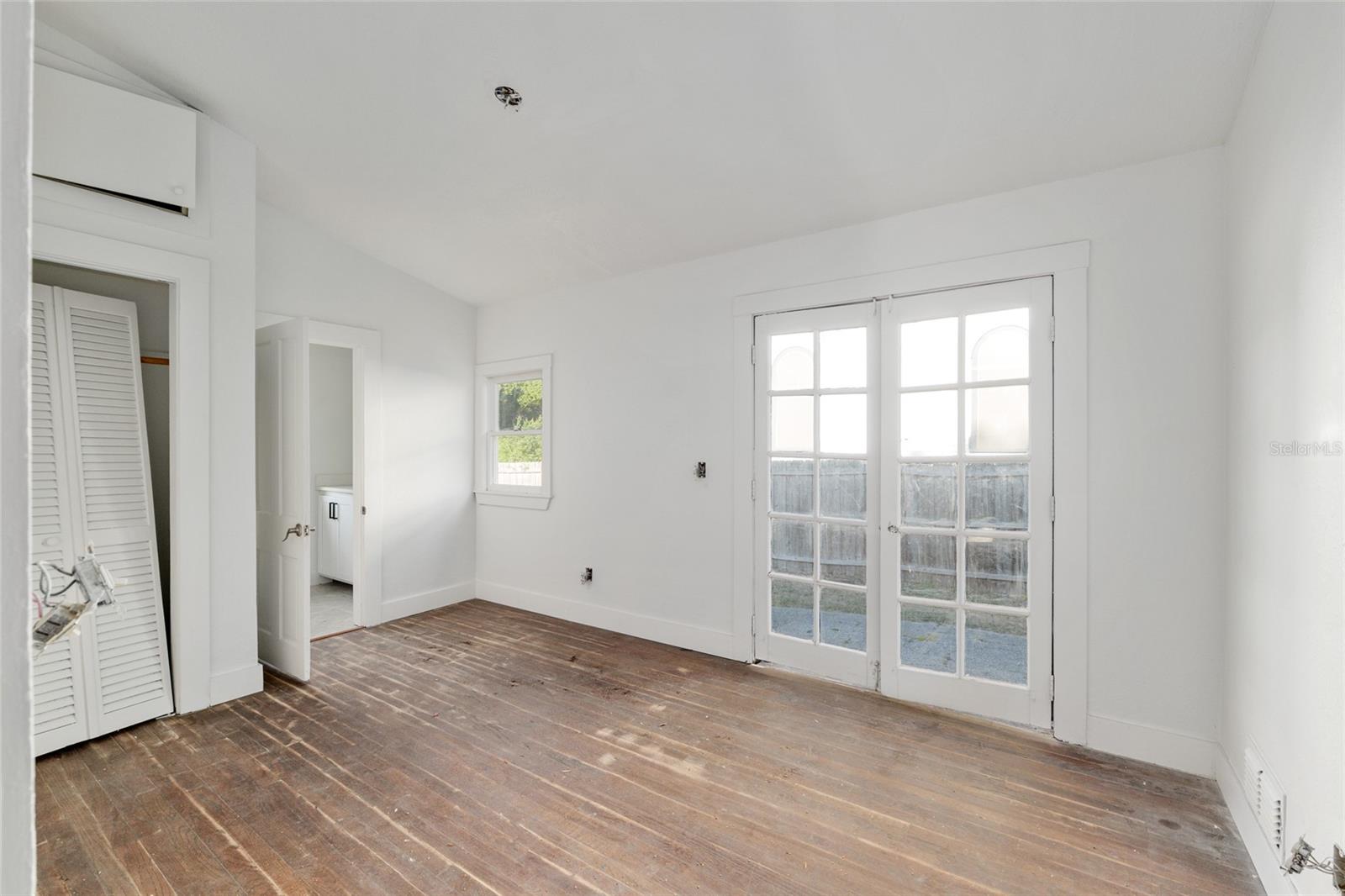 Image 62 of 100 For 721 2nd Street