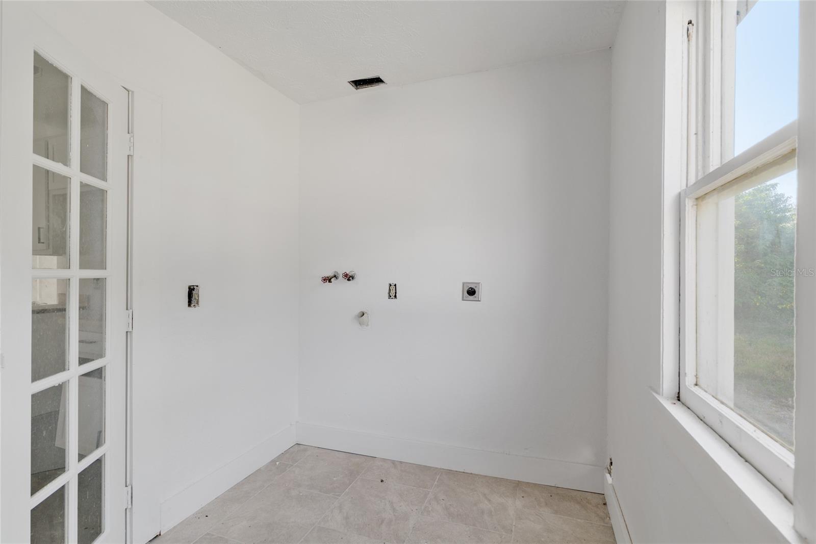 Image 70 of 100 For 721 2nd Street