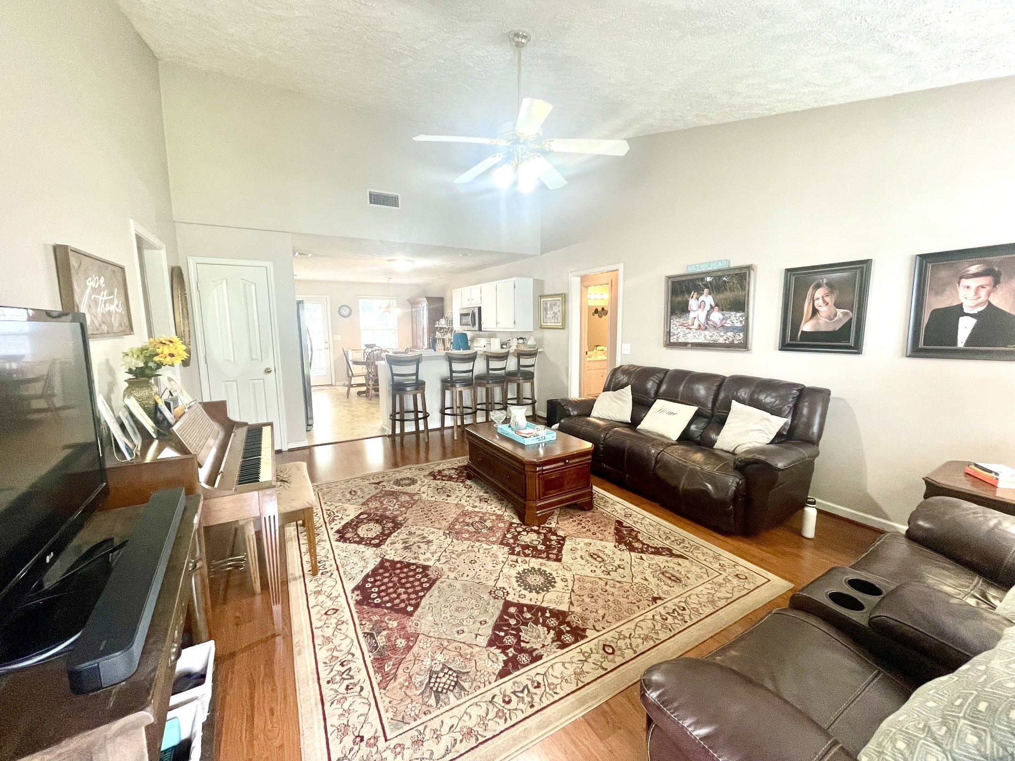 Image 6 of 33 For 7585 79th Place