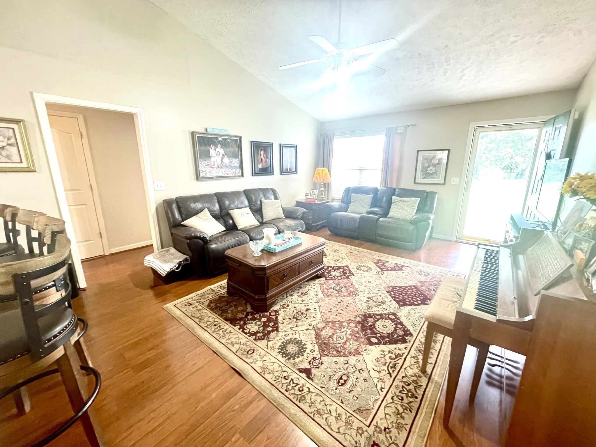 Image 7 of 33 For 7585 79th Place