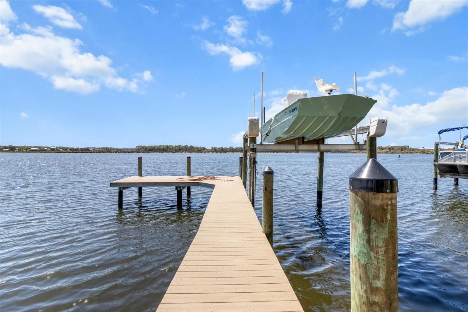 Listing photo id 13 for 12030 Tarpon Court