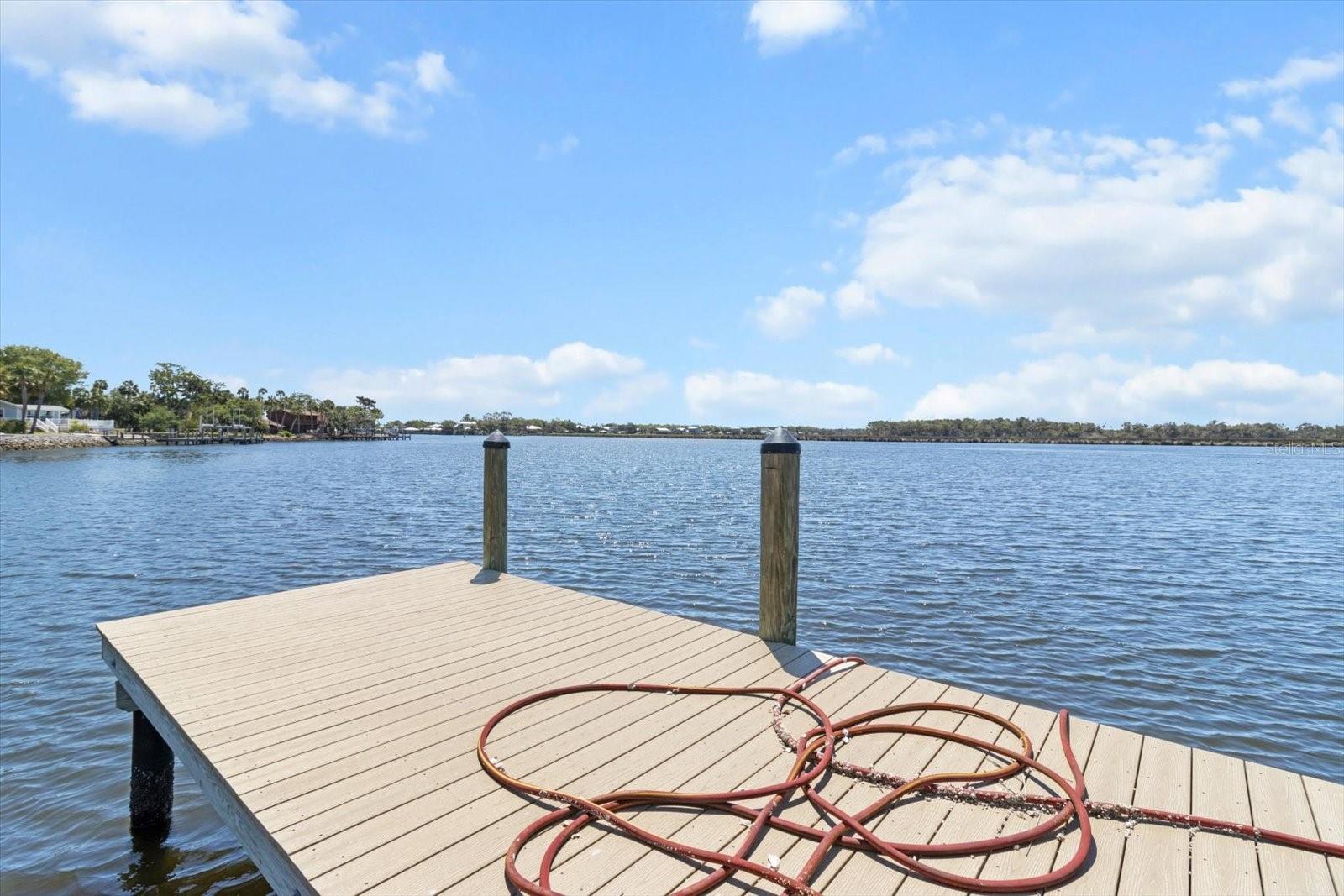 Listing photo id 15 for 12030 Tarpon Court