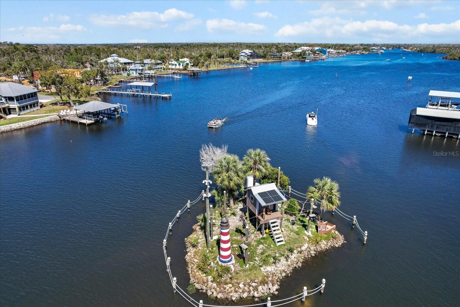 Listing photo id 24 for 12030 Tarpon Court