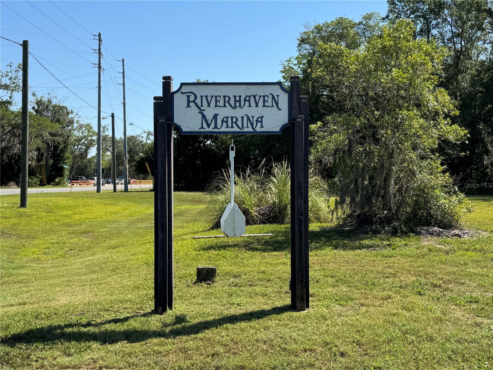 Listing photo id 28 for 12030 Tarpon Court