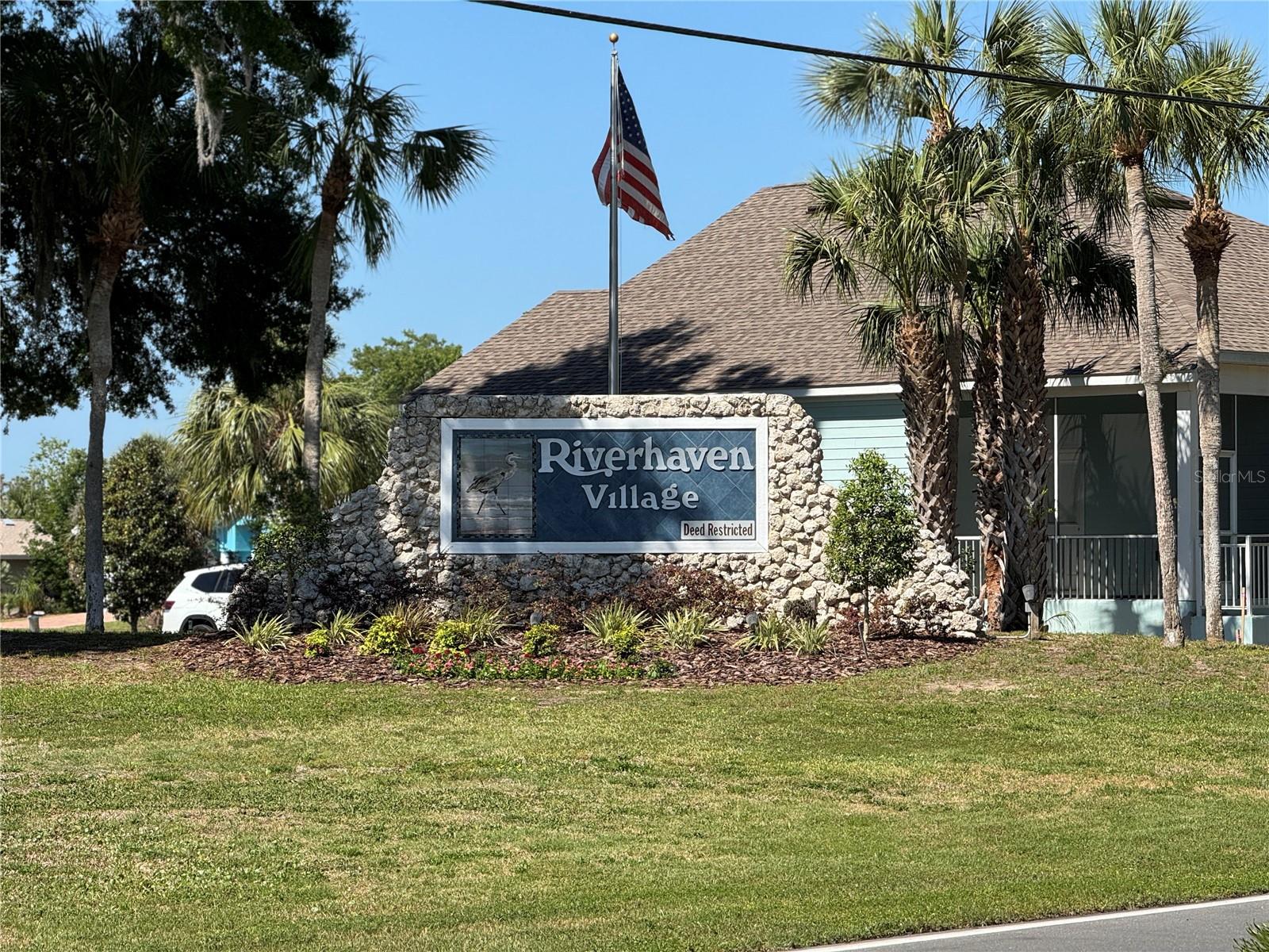 Listing photo id 38 for 12030 Tarpon Court