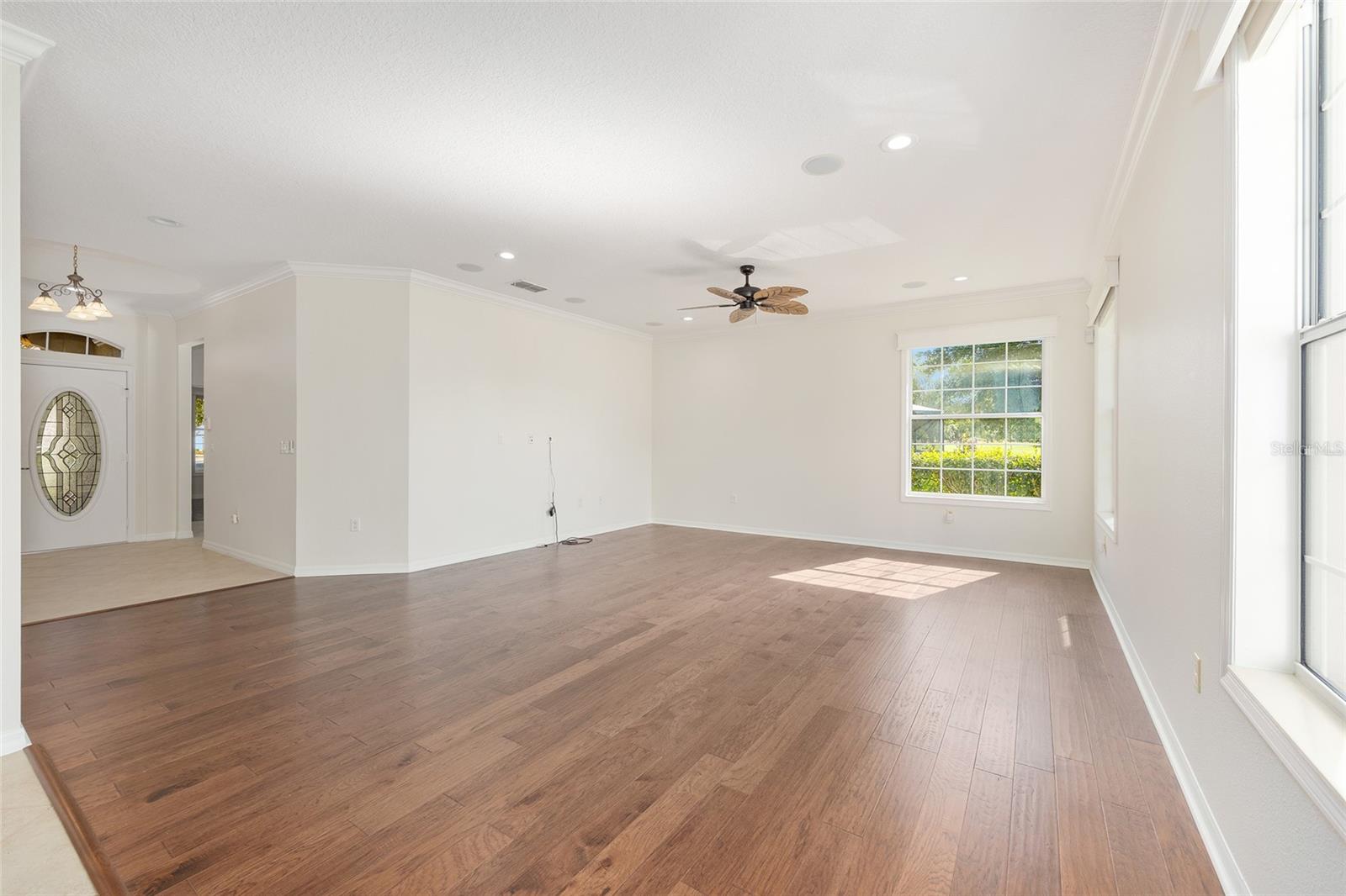 Image 11 of 46 For 8632 86th Circle