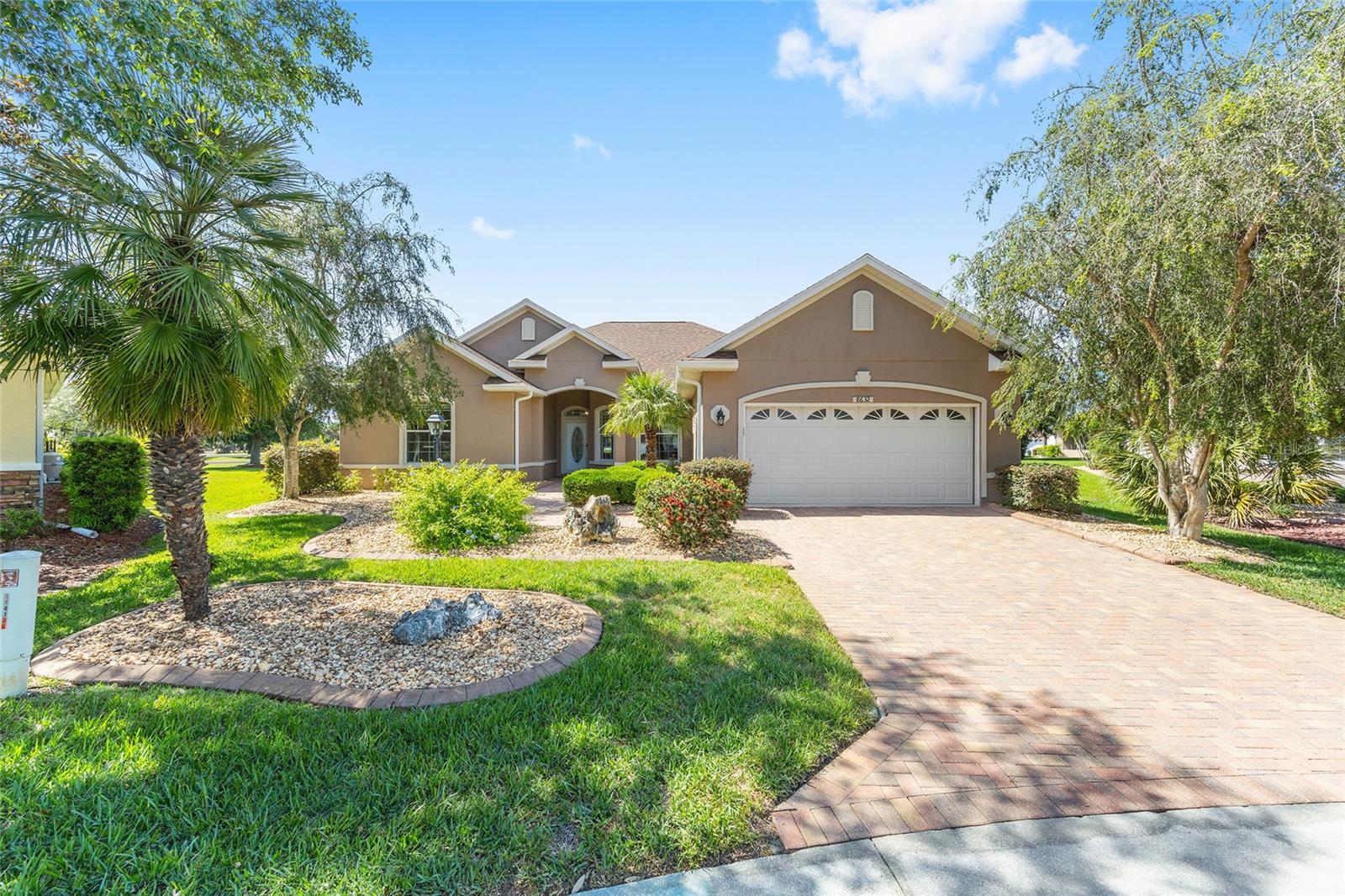 Image 4 of 46 For 8632 86th Circle